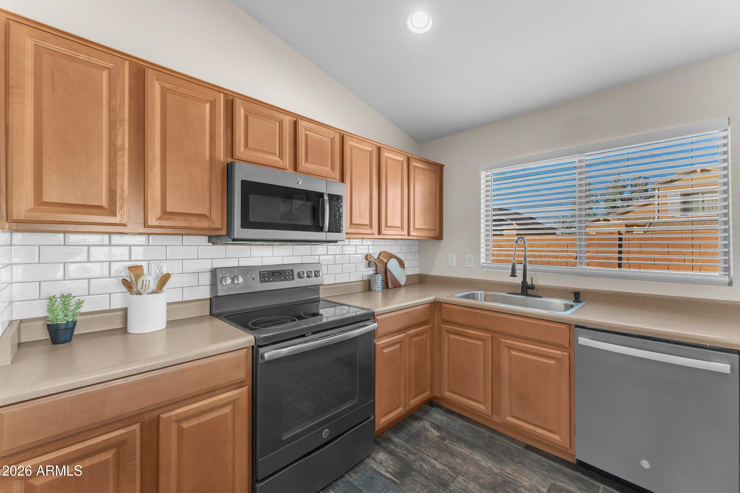 34905 N STETSON Court