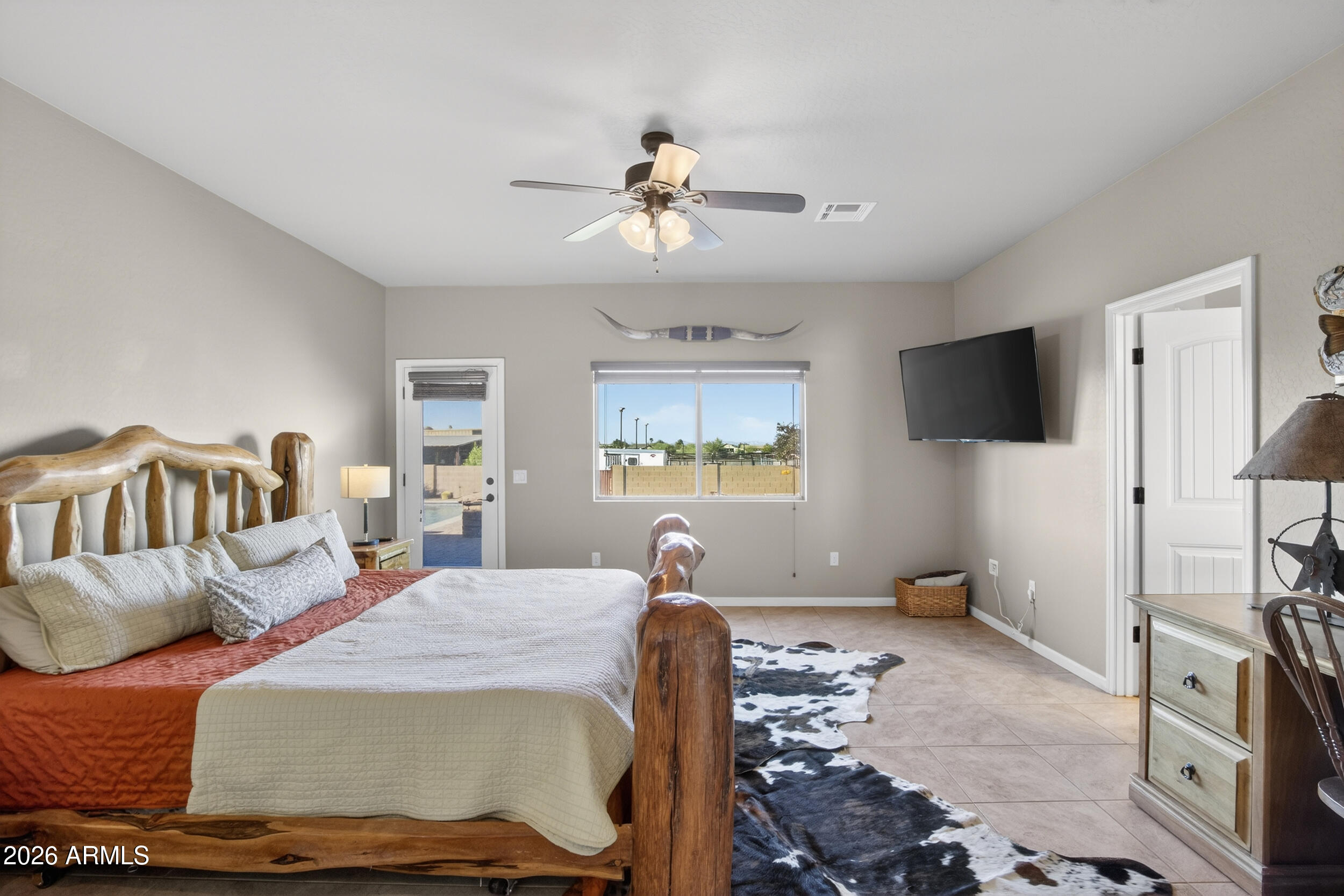 2258 W SILVERDALE Road