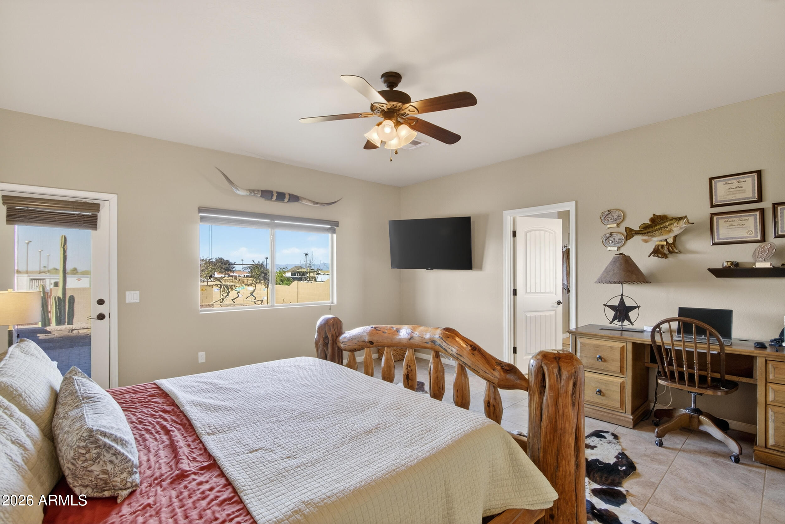 2258 W SILVERDALE Road