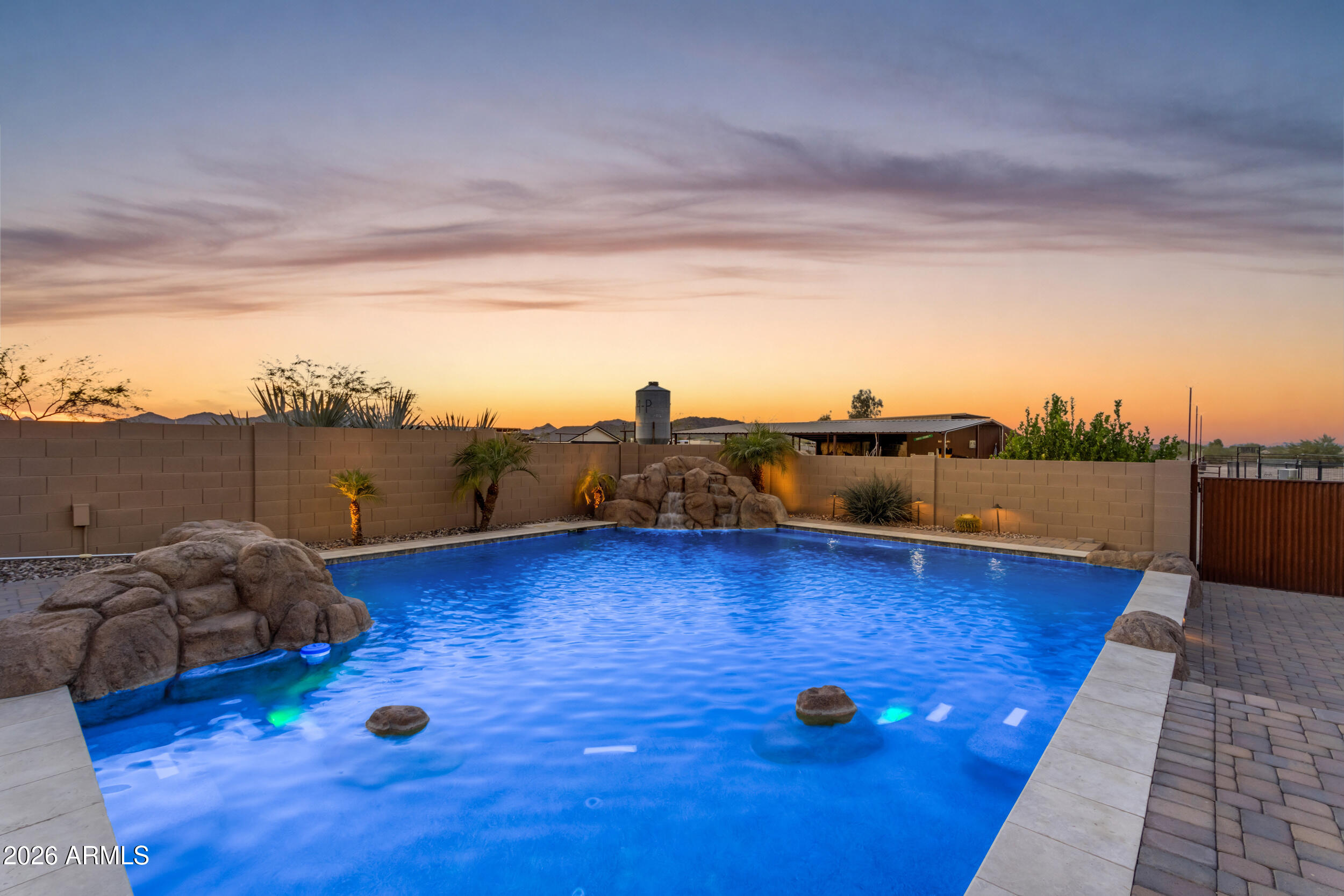 2258 W SILVERDALE Road