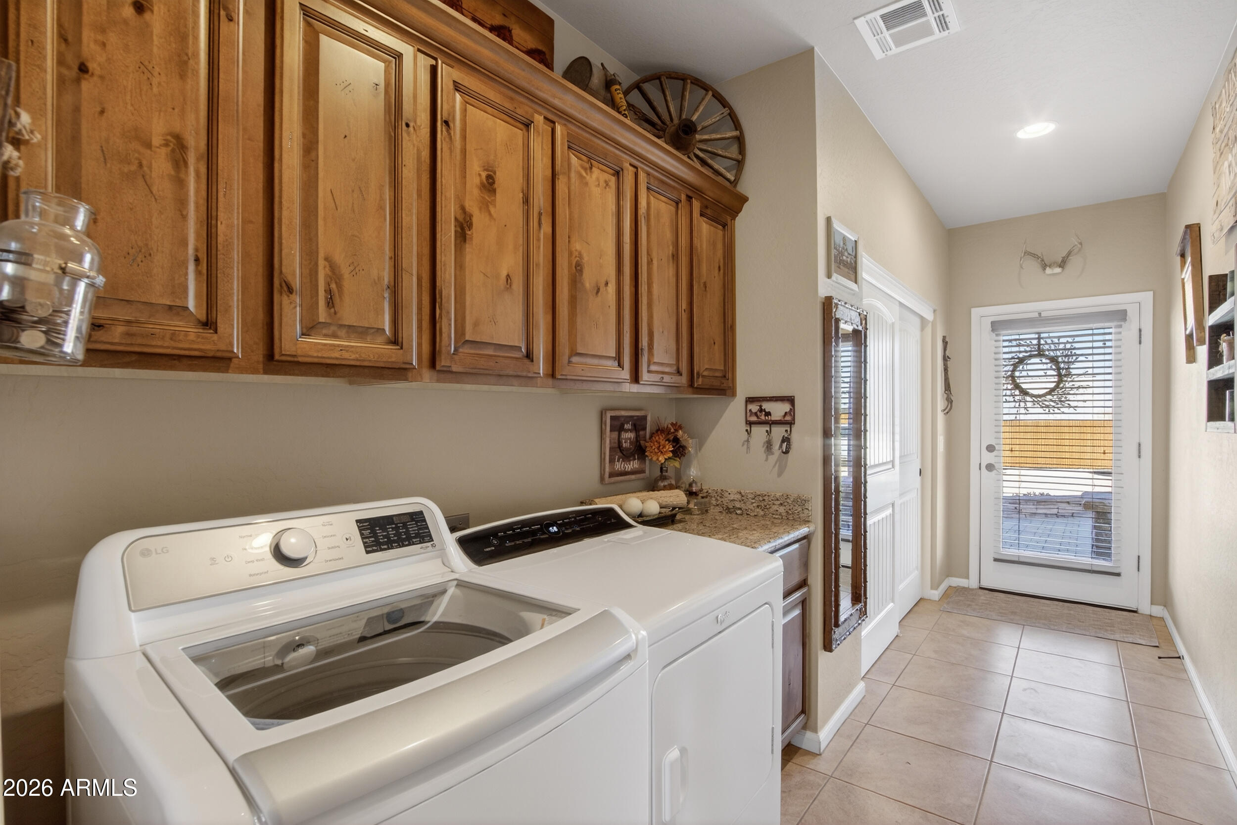 2258 W SILVERDALE Road