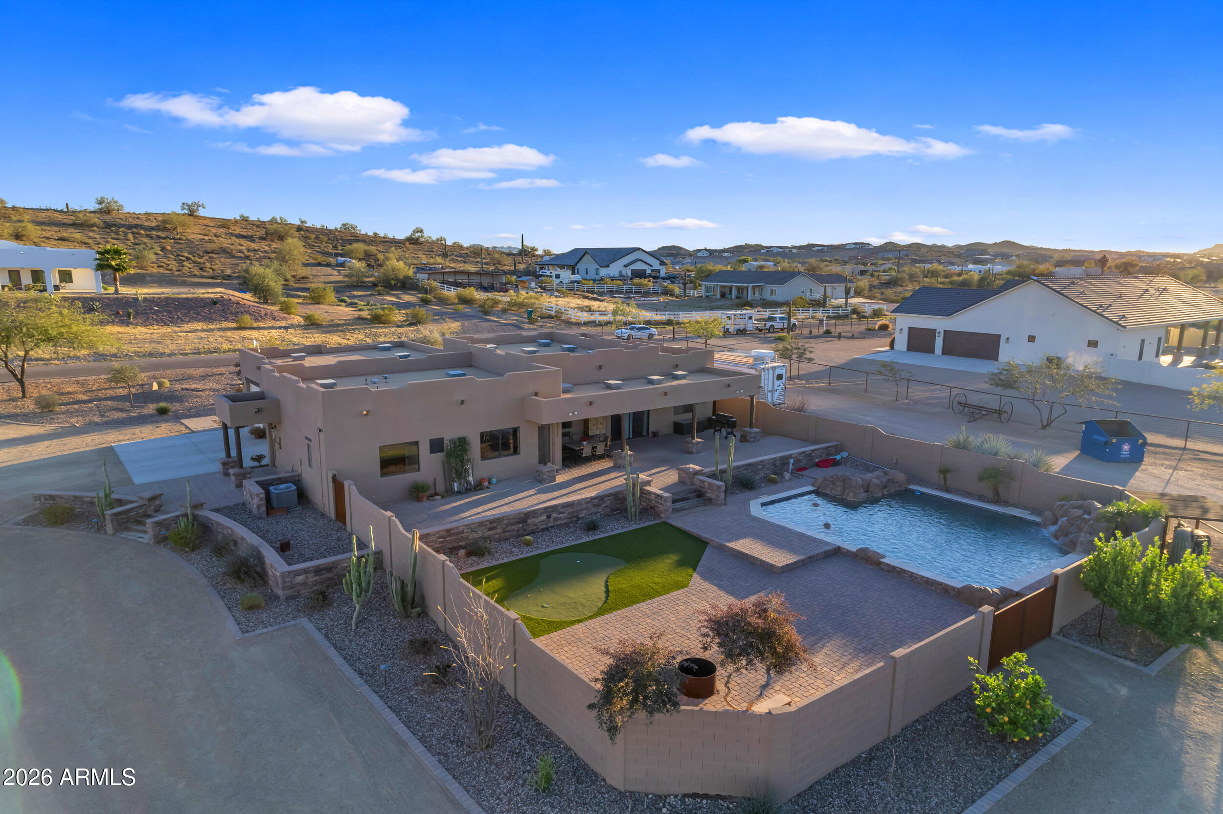 2258 W SILVERDALE Road