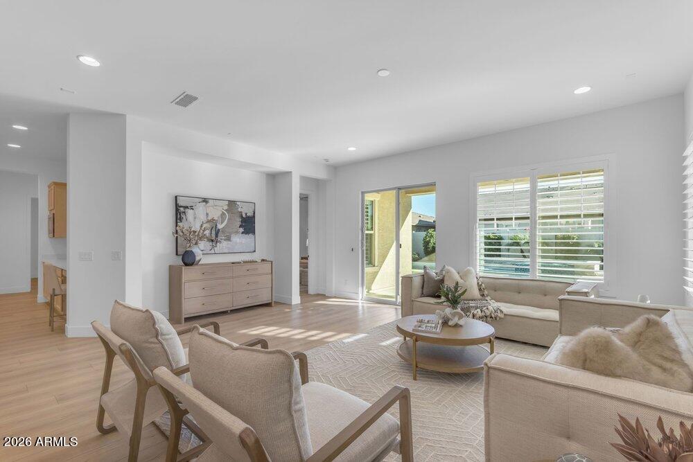 20509 E SONOQUI Boulevard