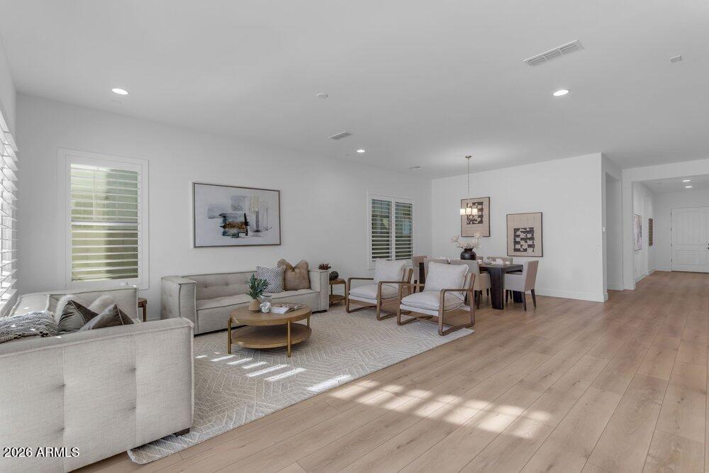 20509 E SONOQUI Boulevard