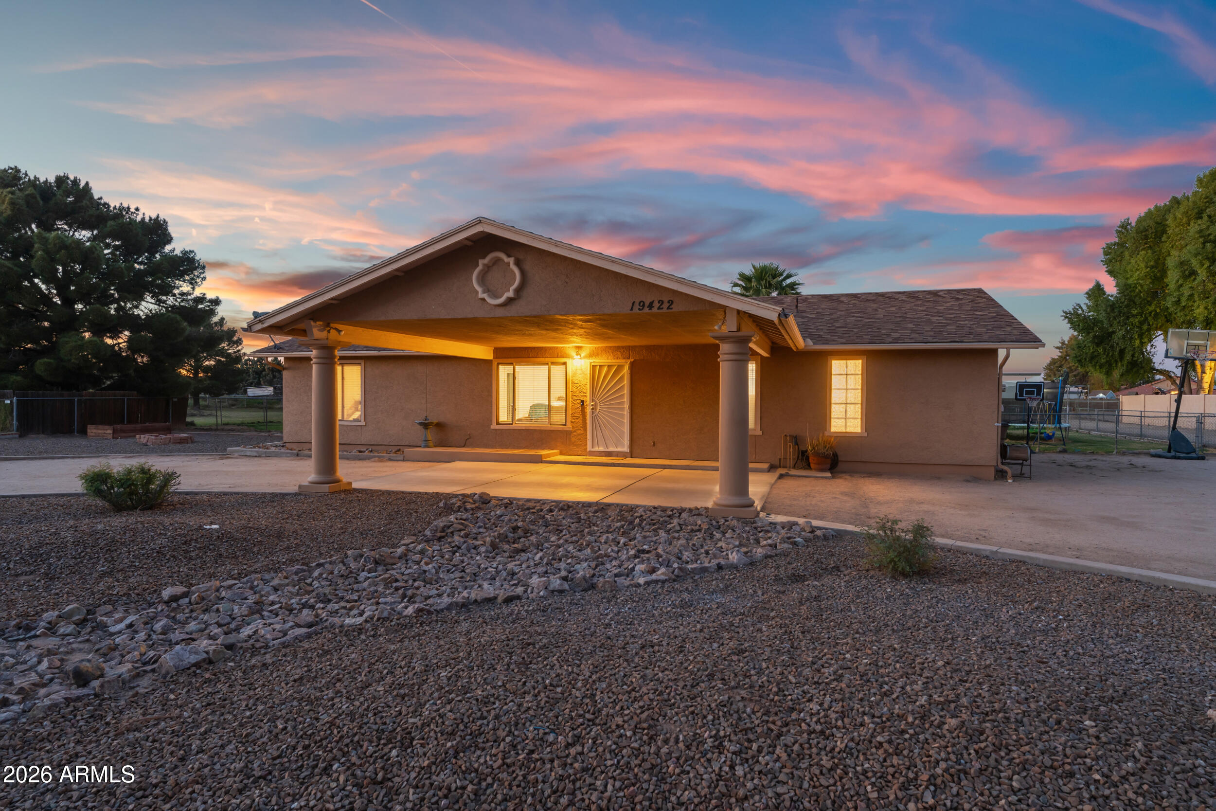 19422 E VIA DE ARBOLES