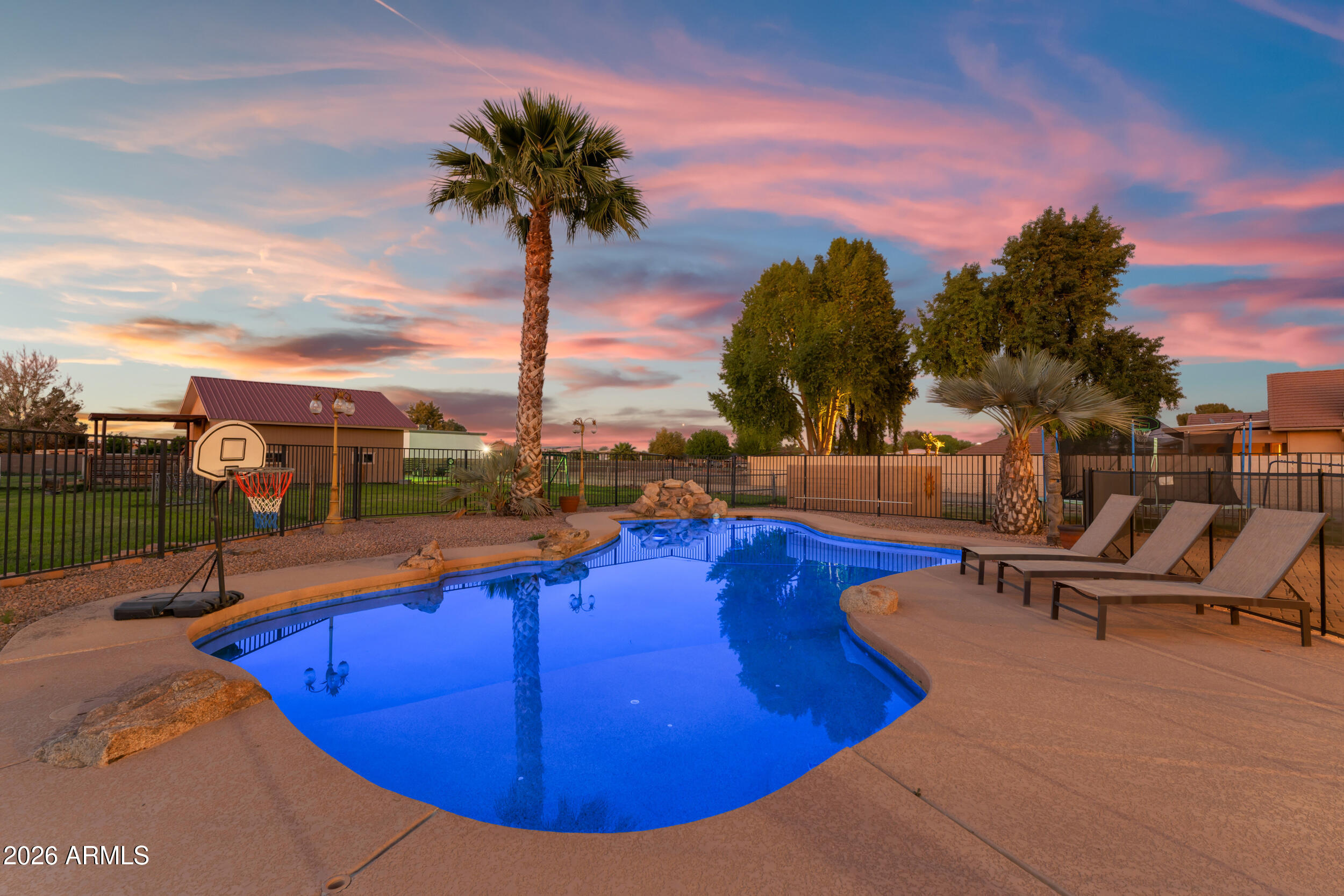 19422 E VIA DE ARBOLES