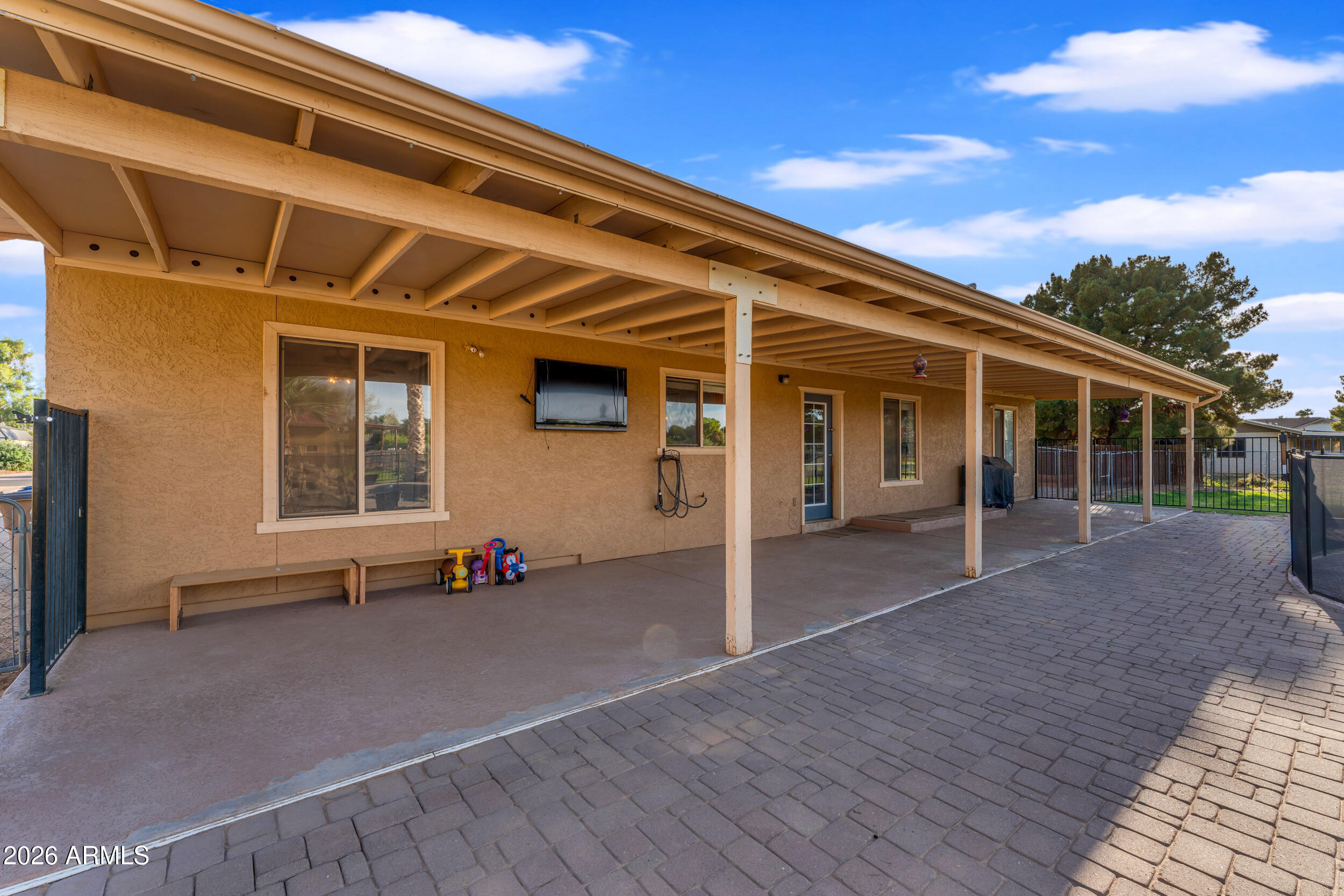 19422 E VIA DE ARBOLES