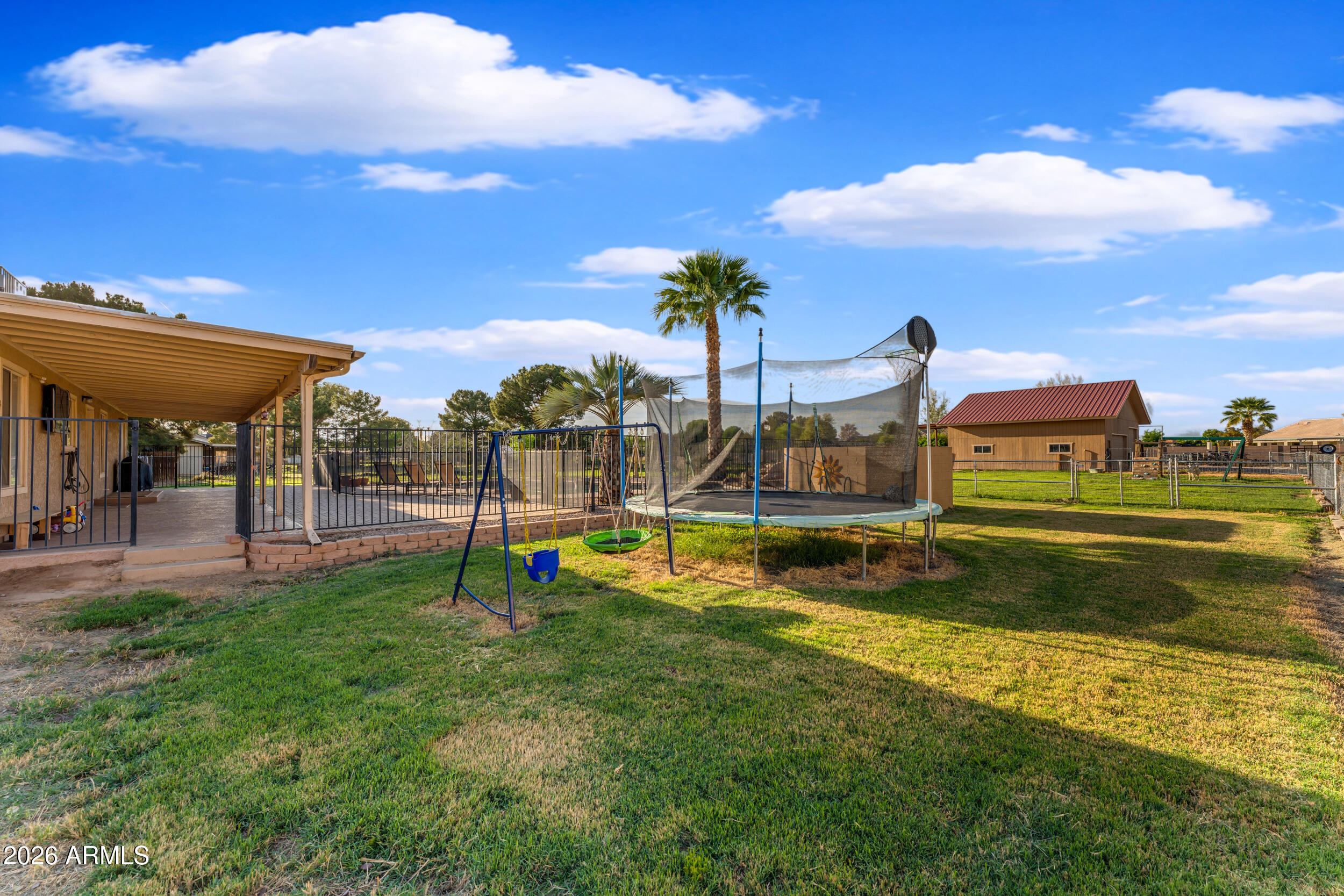 19422 E VIA DE ARBOLES