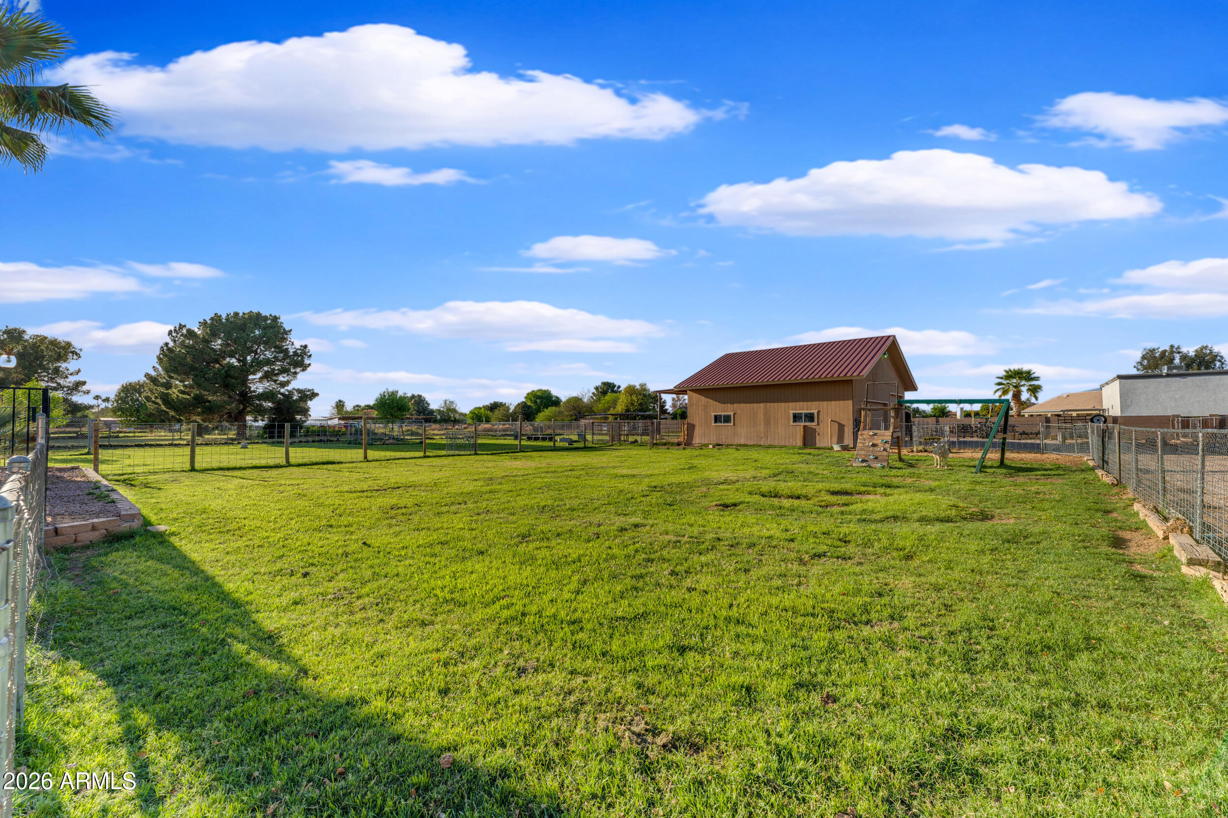 19422 E VIA DE ARBOLES