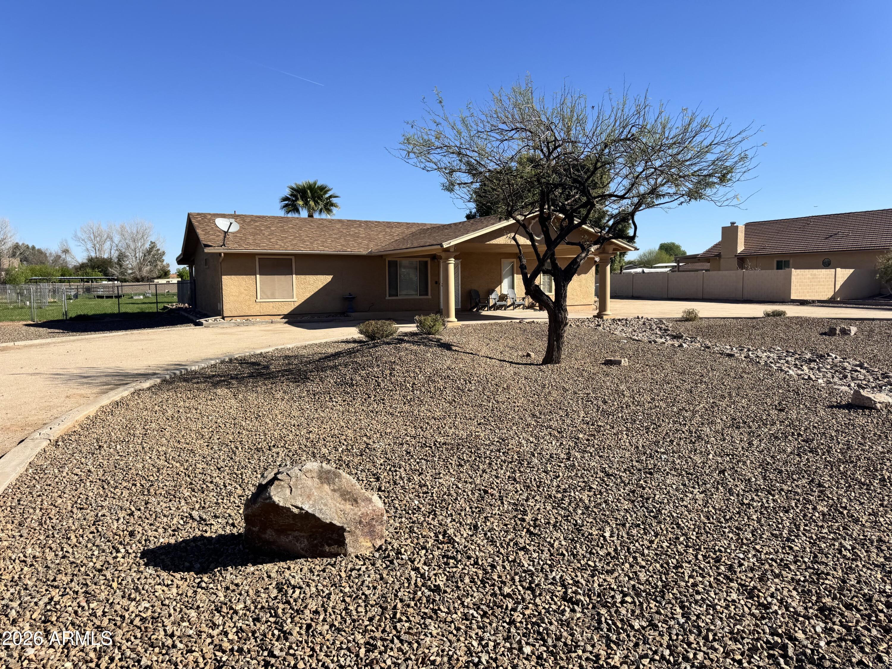 19422 E VIA DE ARBOLES