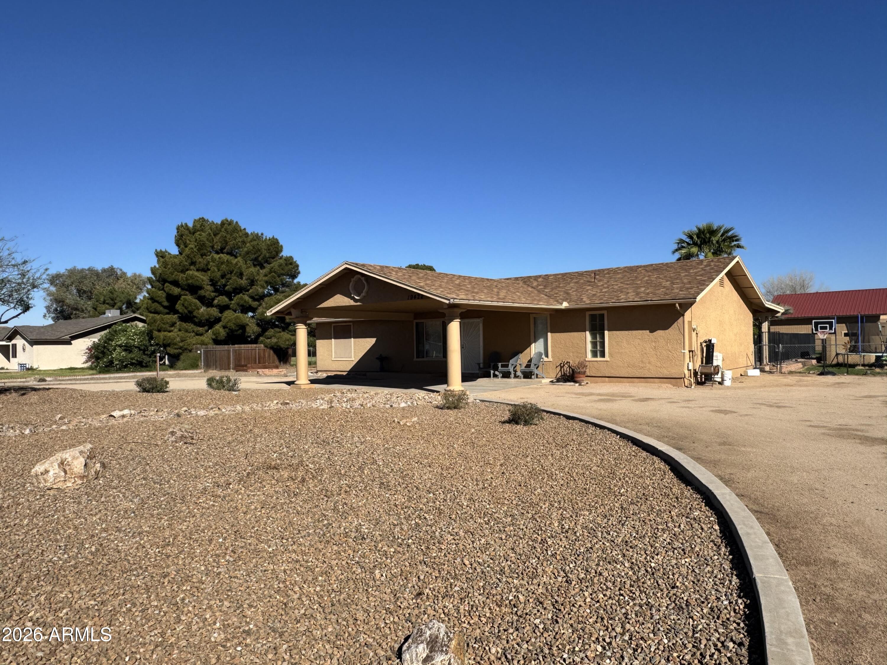 19422 E VIA DE ARBOLES