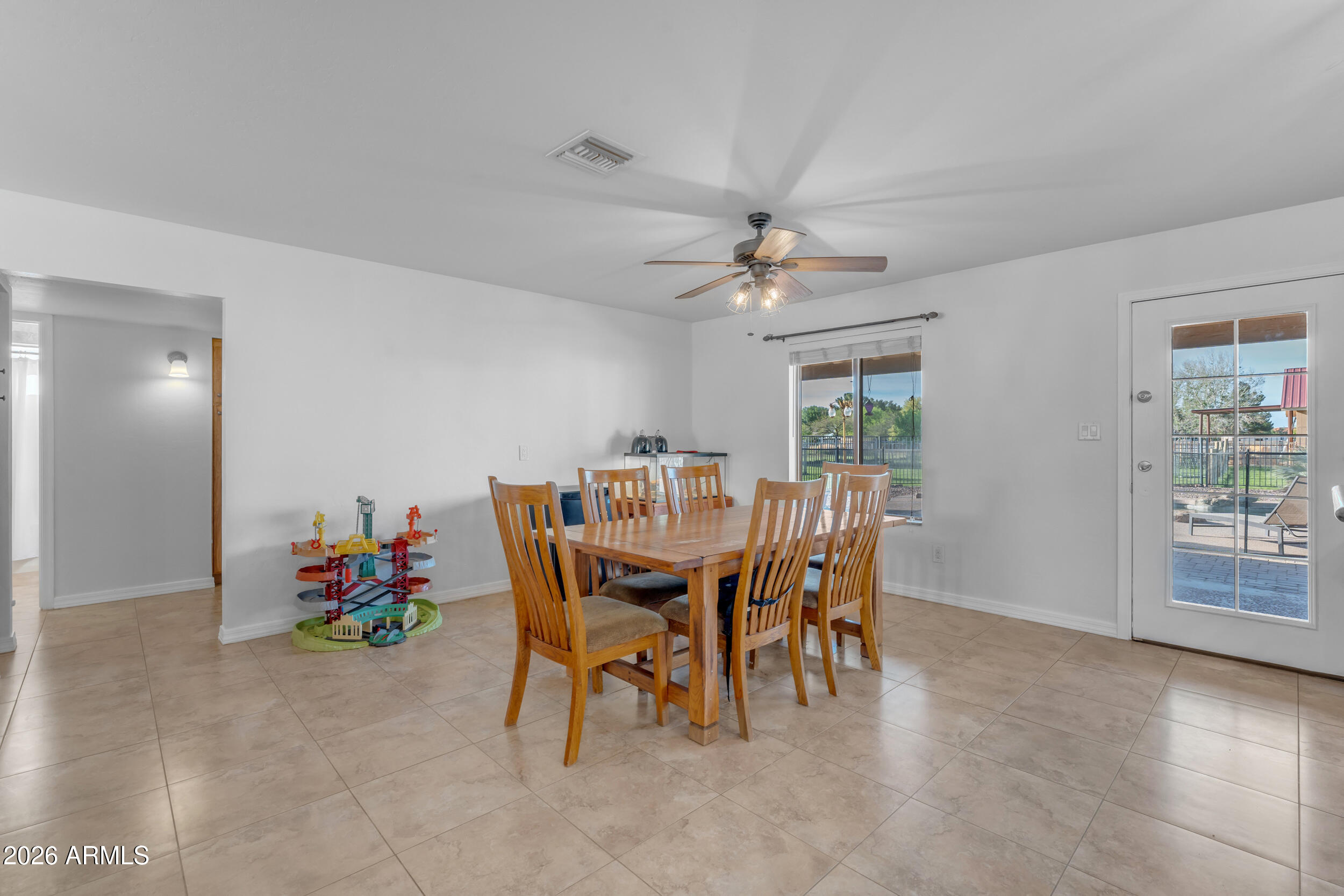 19422 E VIA DE ARBOLES