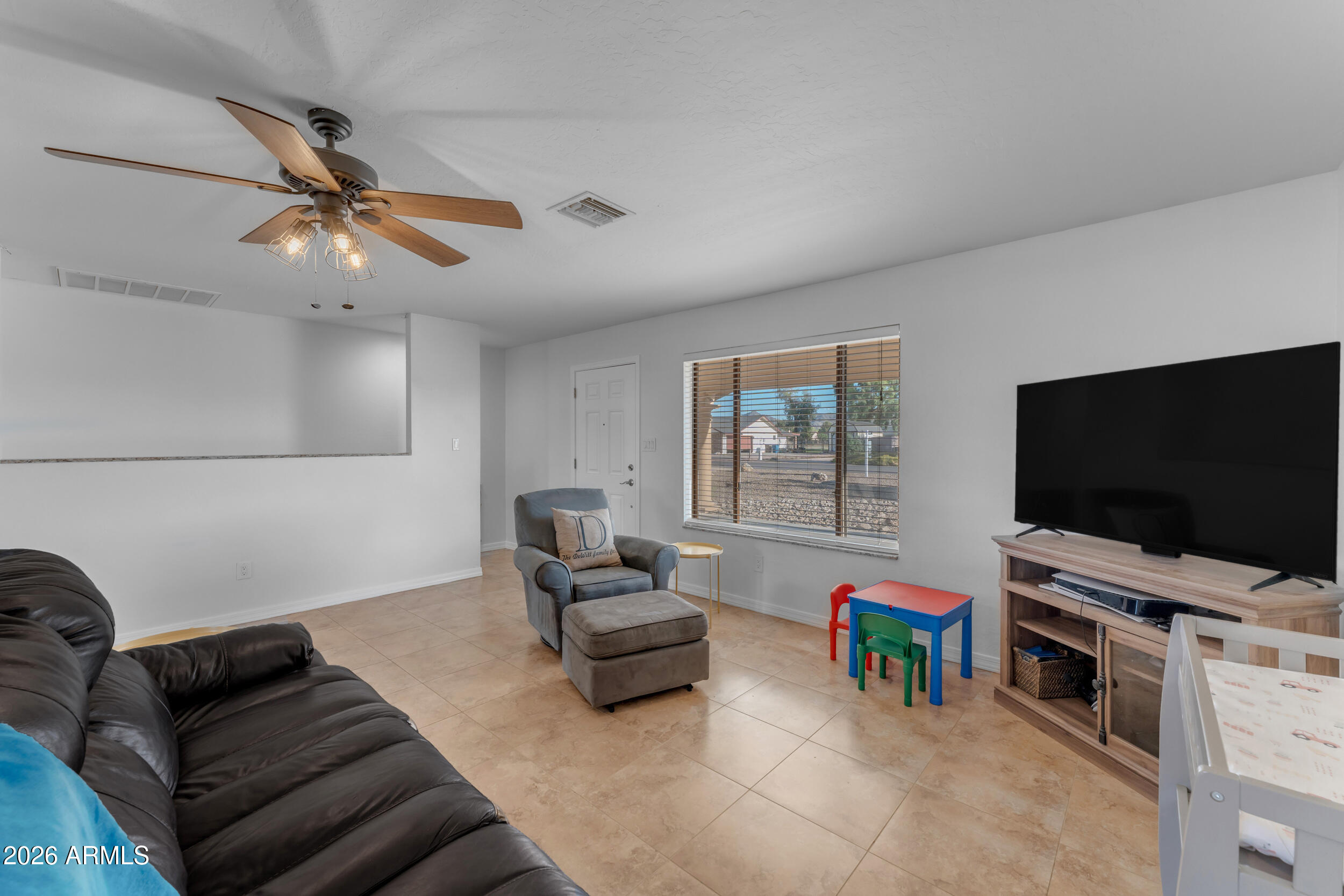 19422 E VIA DE ARBOLES