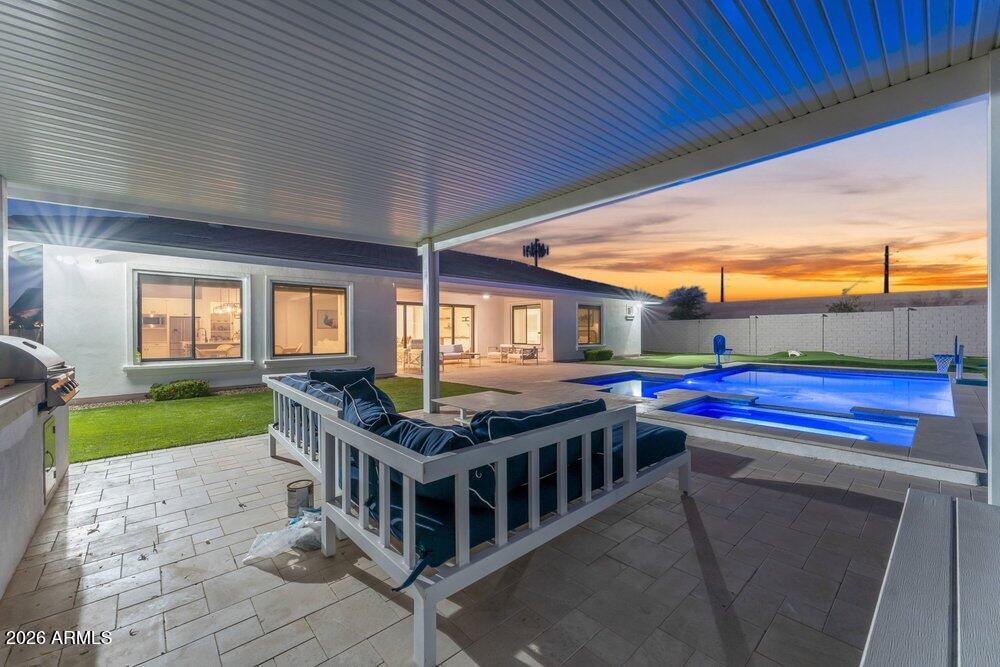 20717 E PUMMELOS Road