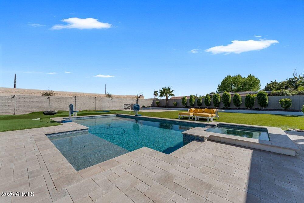 20717 E PUMMELOS Road