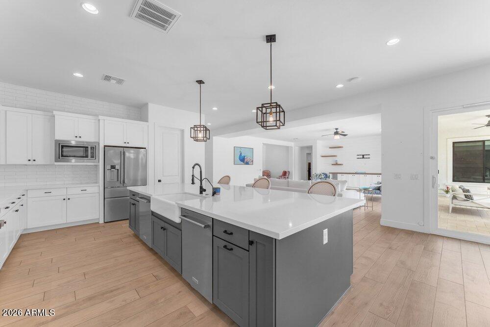 20717 E PUMMELOS Road