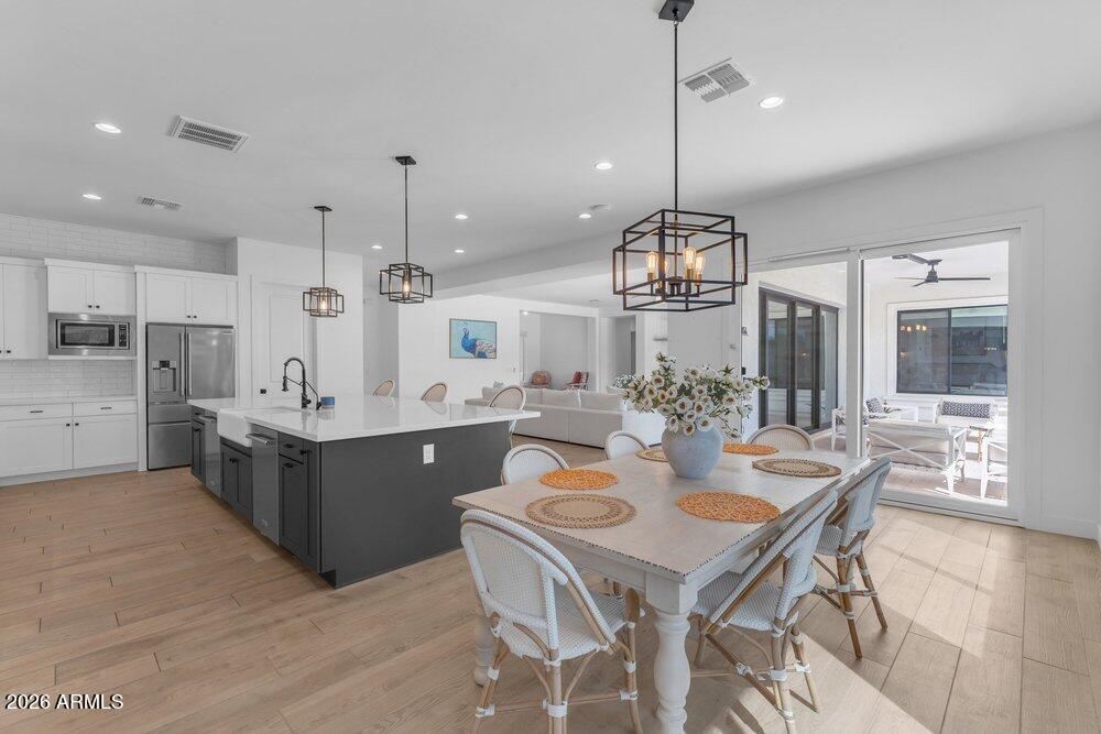 20717 E PUMMELOS Road