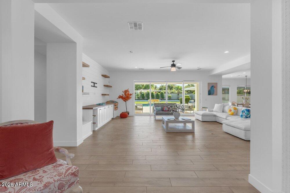 20717 E PUMMELOS Road