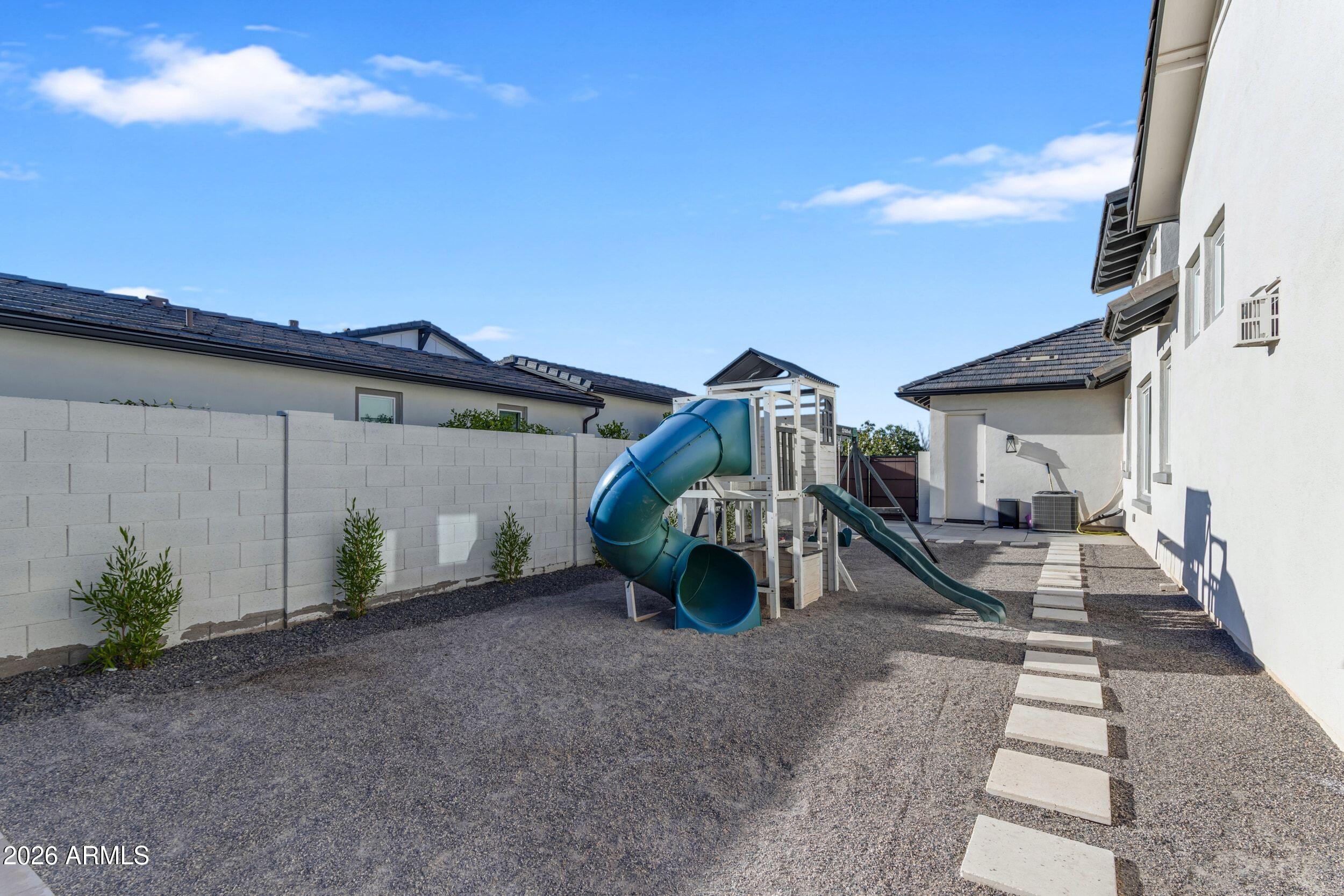 19671 E JEANNA Court