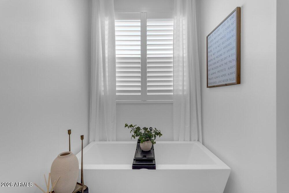 1162 E LA FORTUNA Court