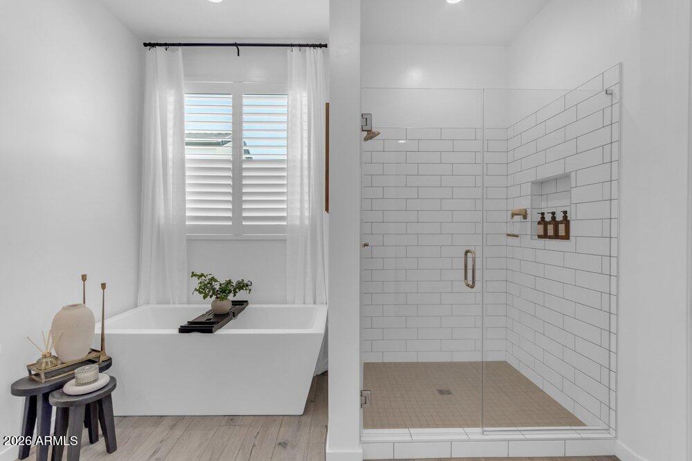 1162 E LA FORTUNA Court