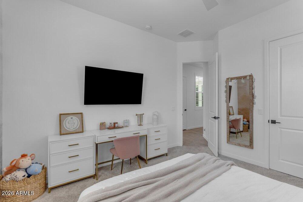 1162 E LA FORTUNA Court