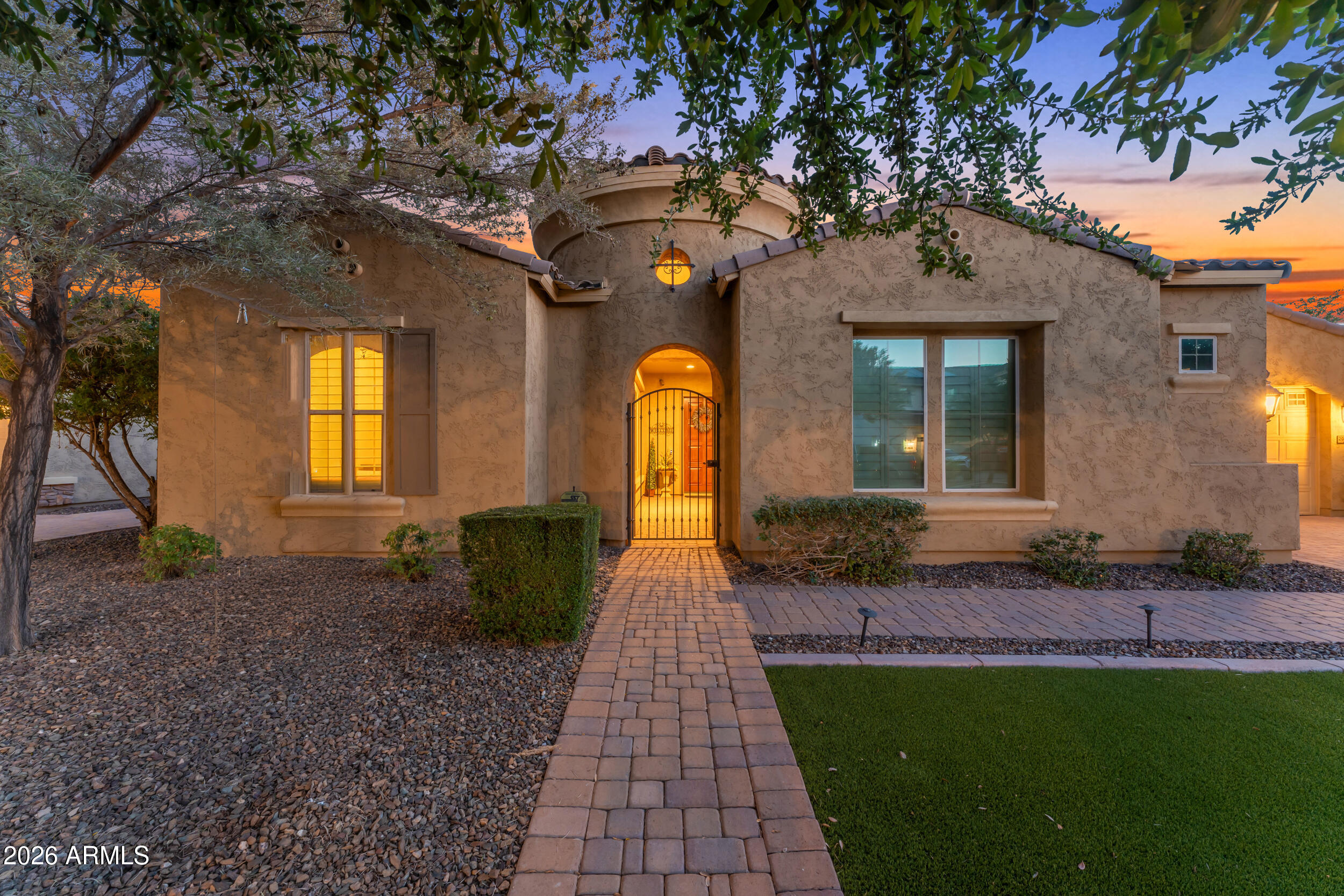 20093 E QUINTERO Road