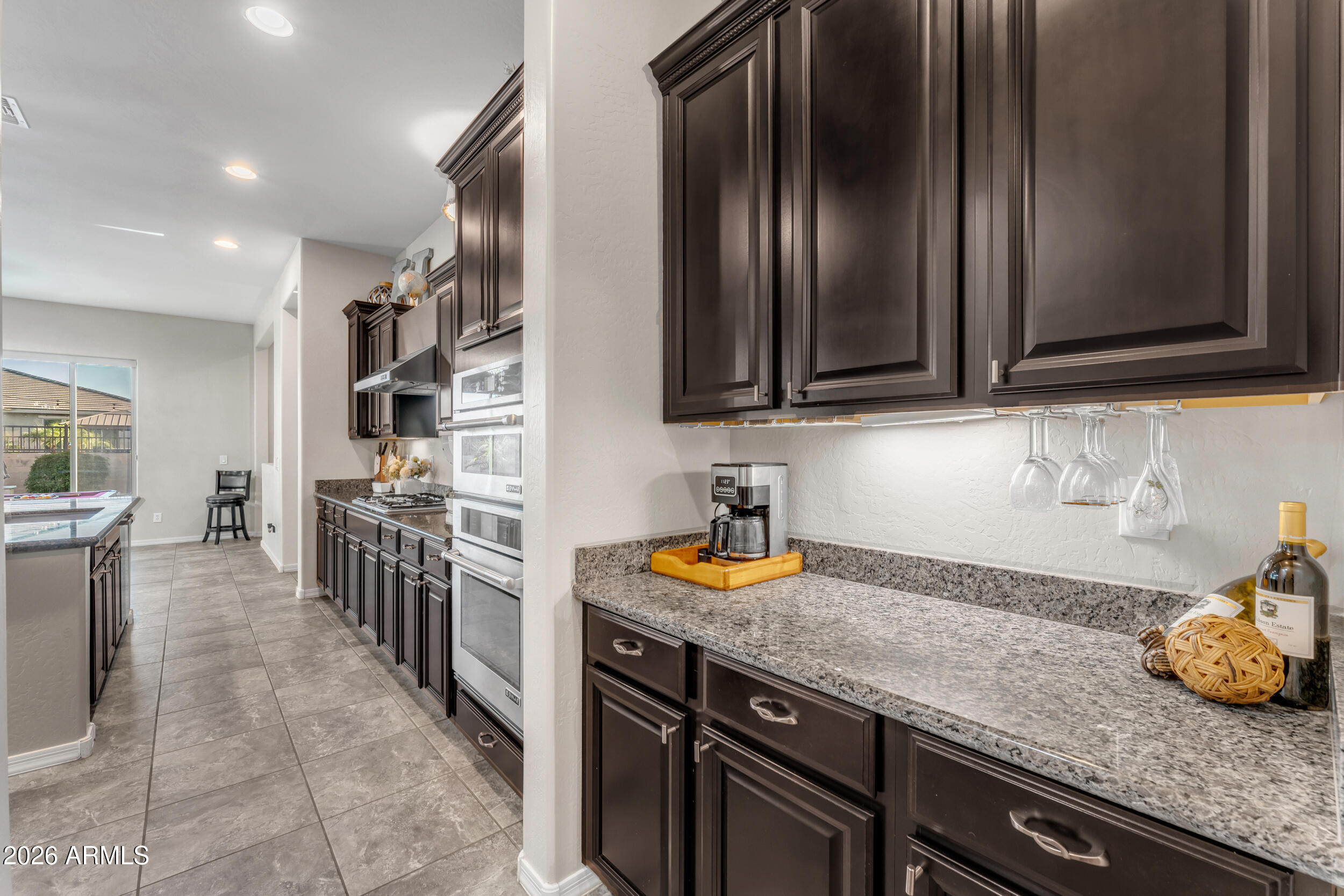 20093 E QUINTERO Road