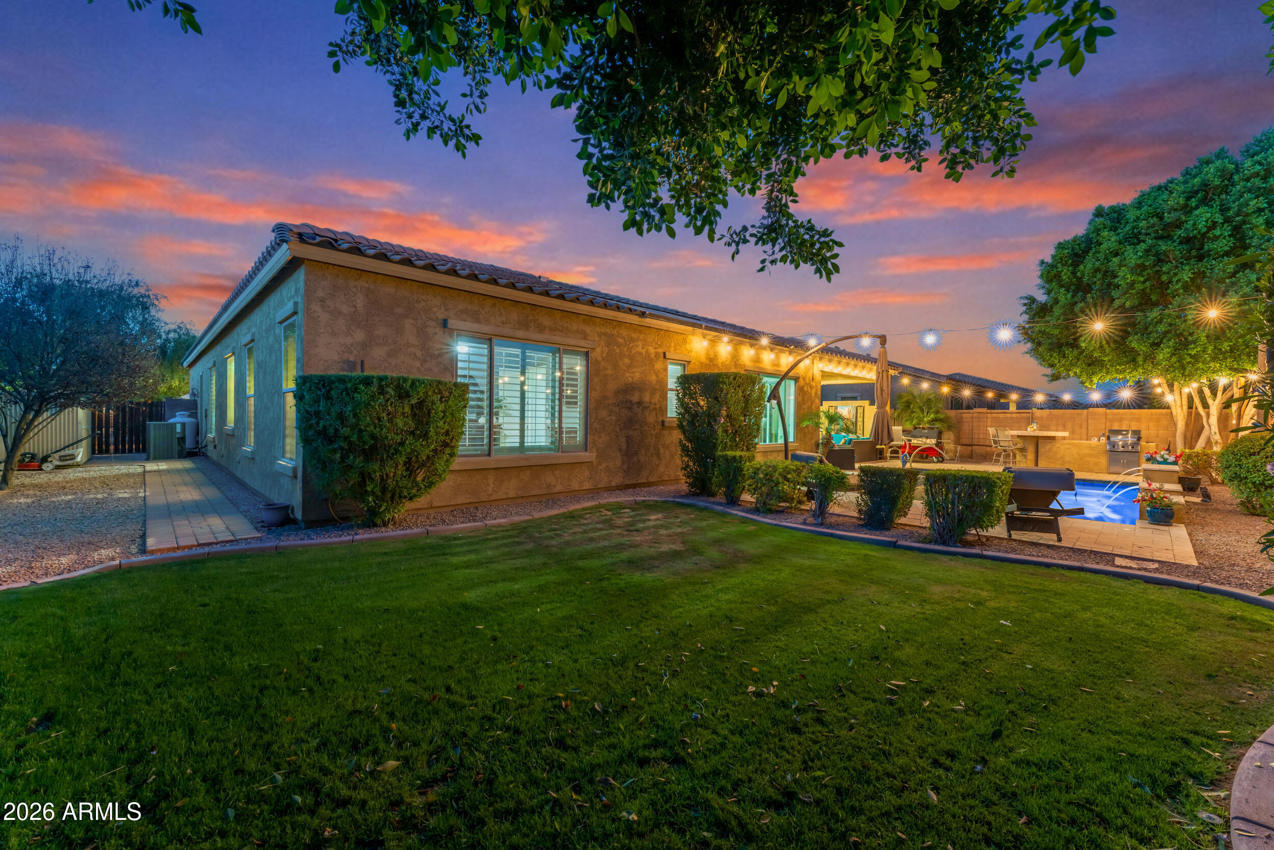 20093 E QUINTERO Road