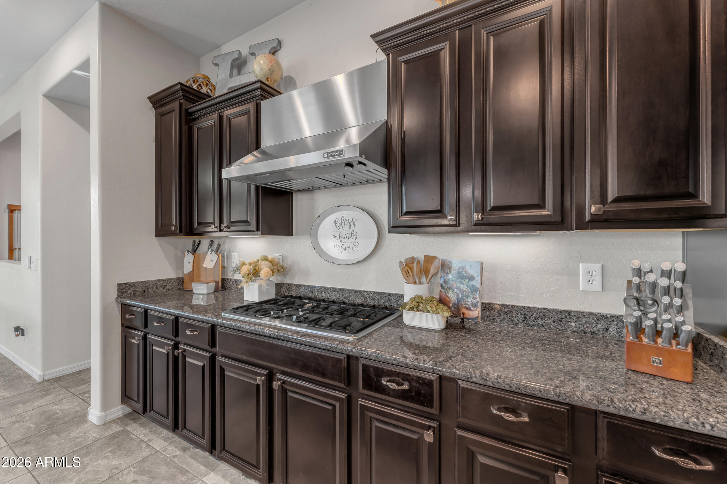 20093 E QUINTERO Road