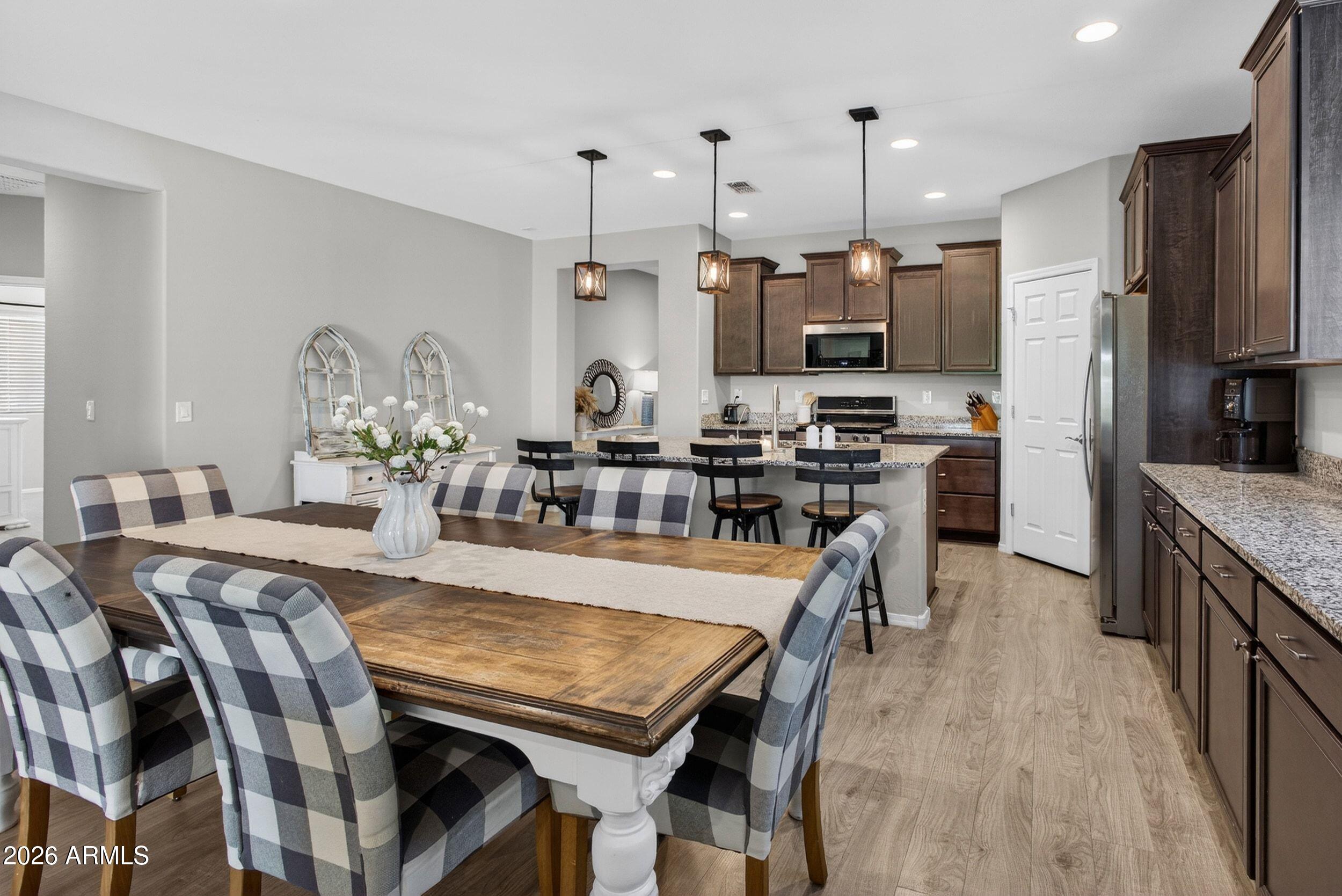 5218 S LINDENWOOD Circle