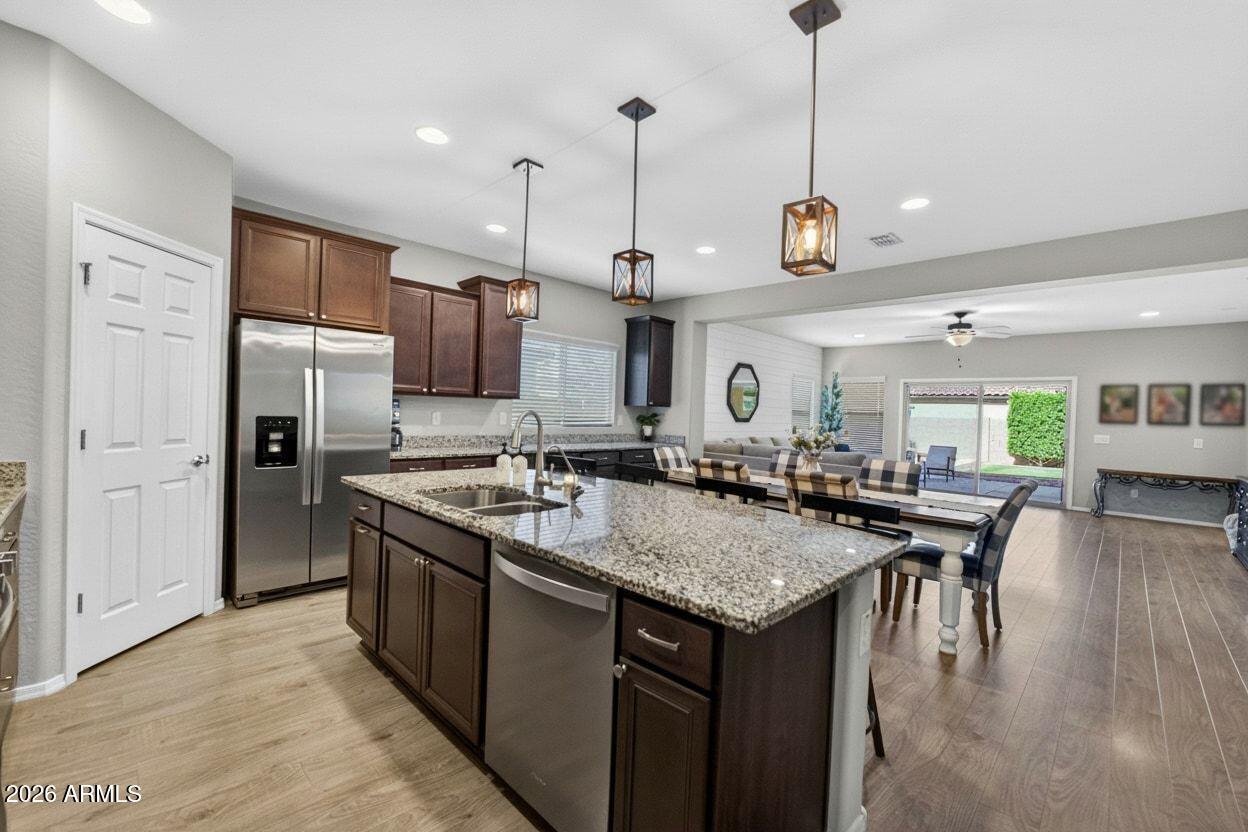 5218 S LINDENWOOD Circle