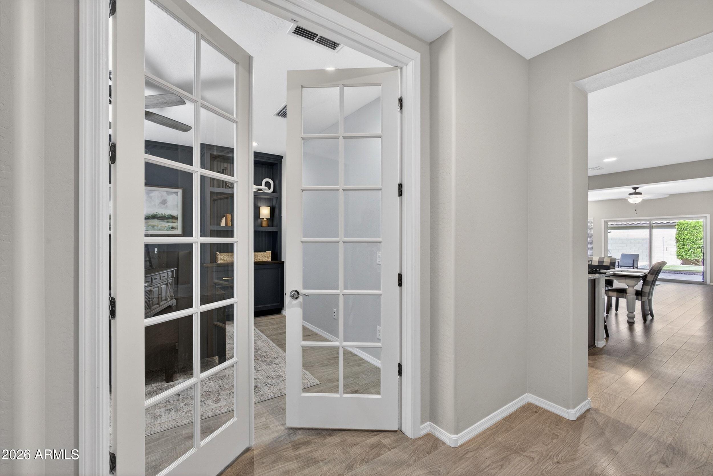 5218 S LINDENWOOD Circle