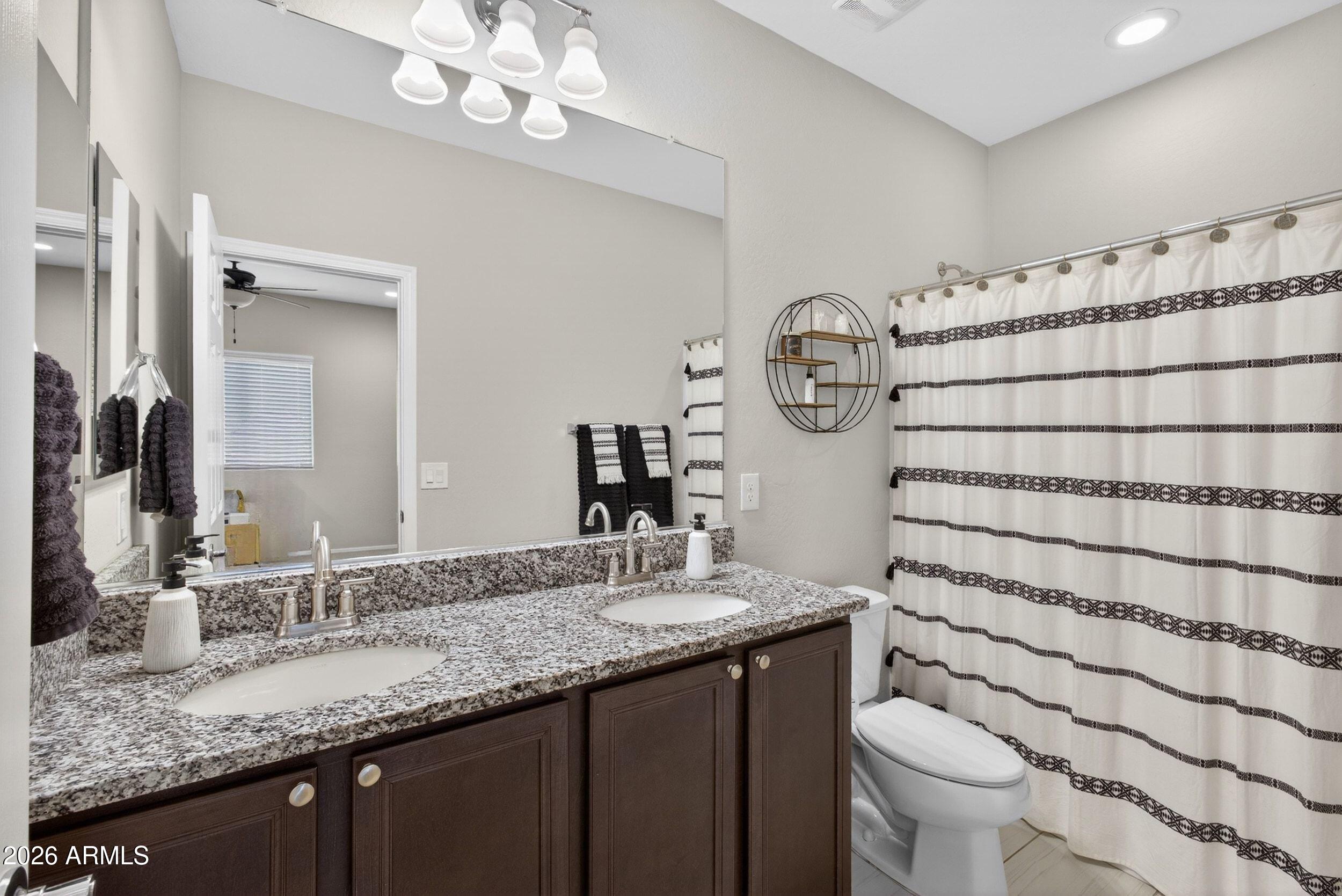 5218 S LINDENWOOD Circle