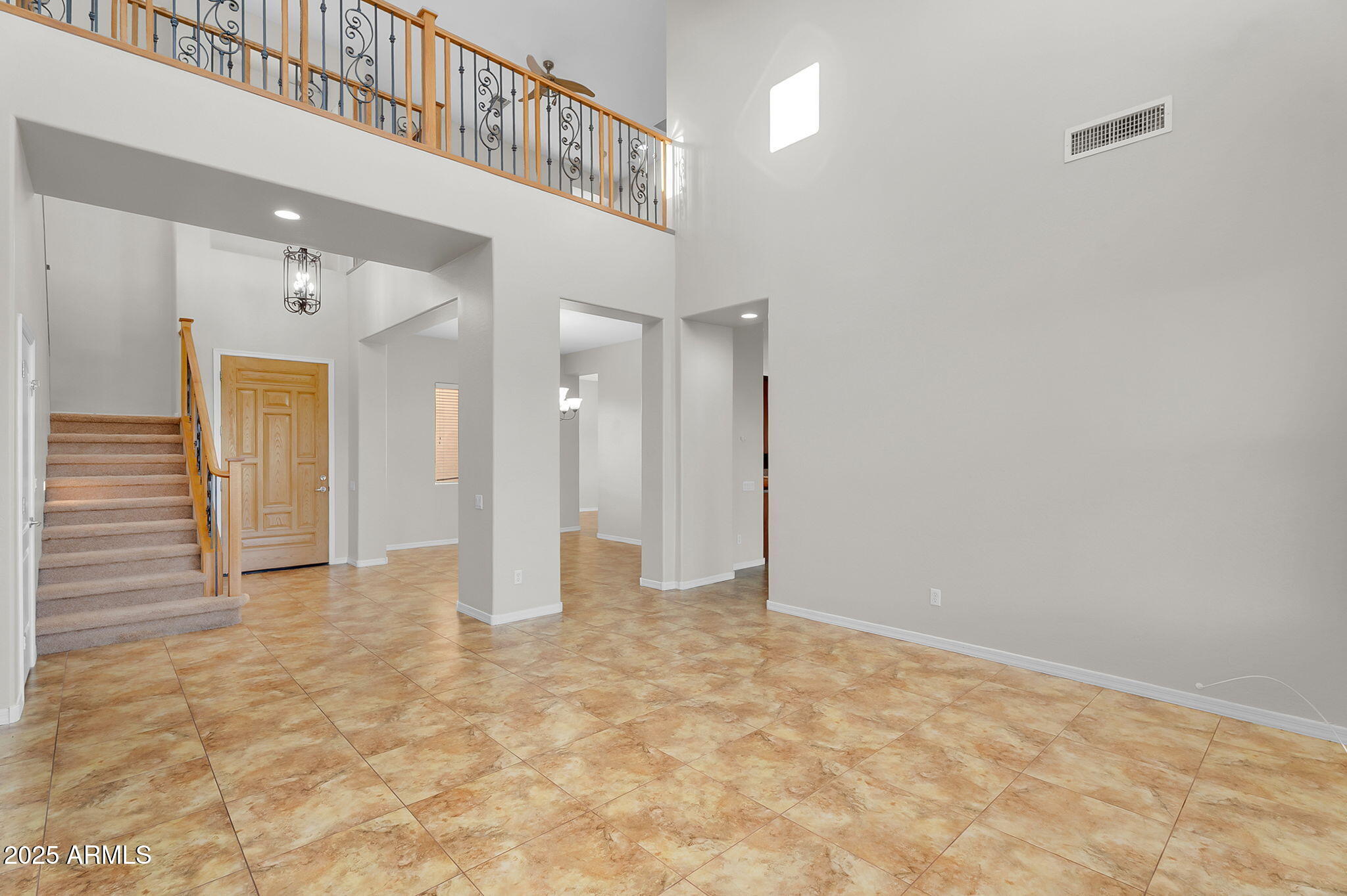 637 E INDIAN WELLS Place