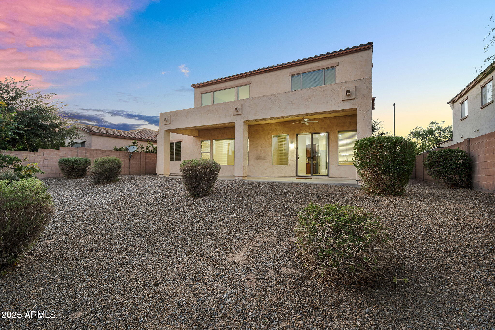 637 E INDIAN WELLS Place