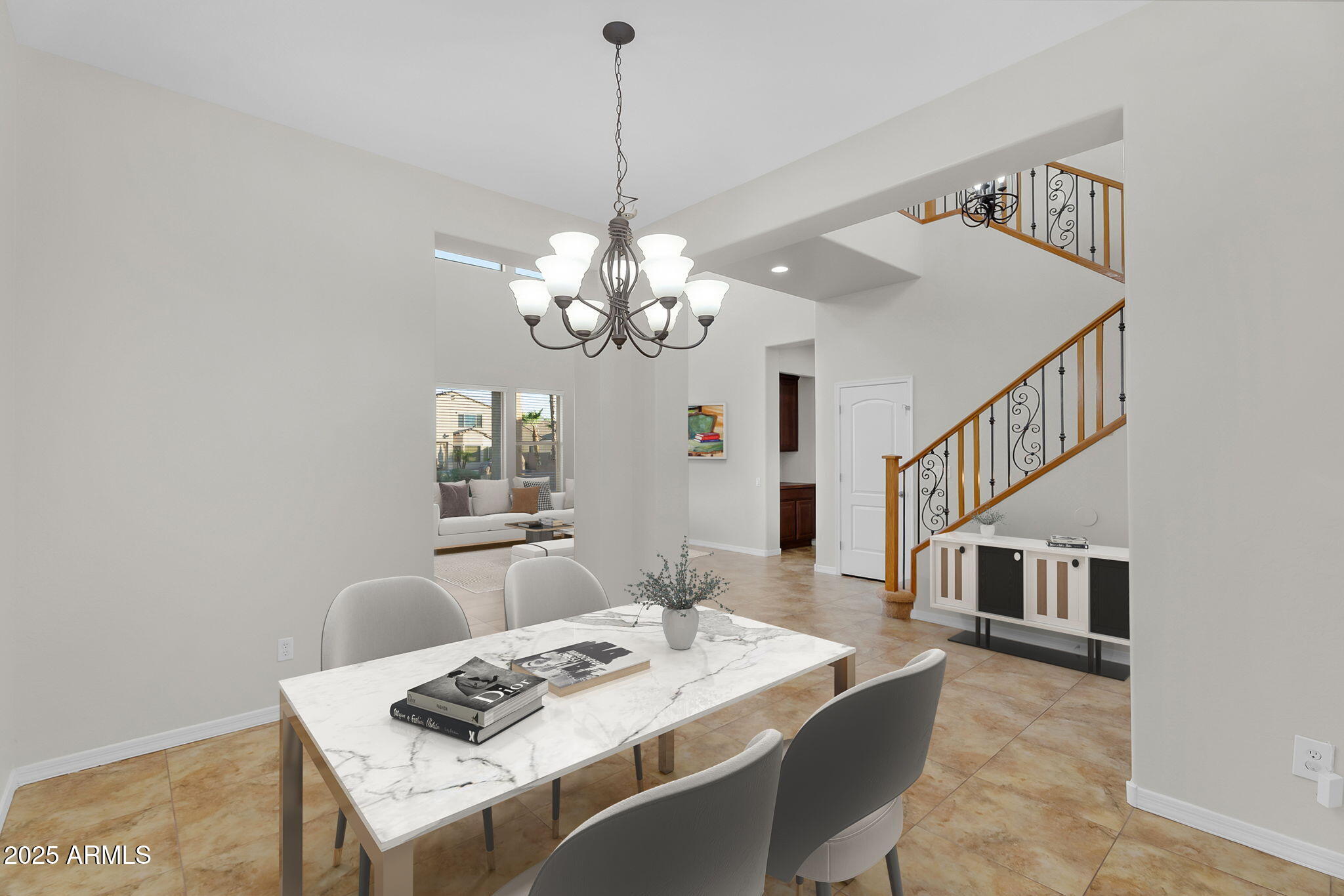 637 E INDIAN WELLS Place