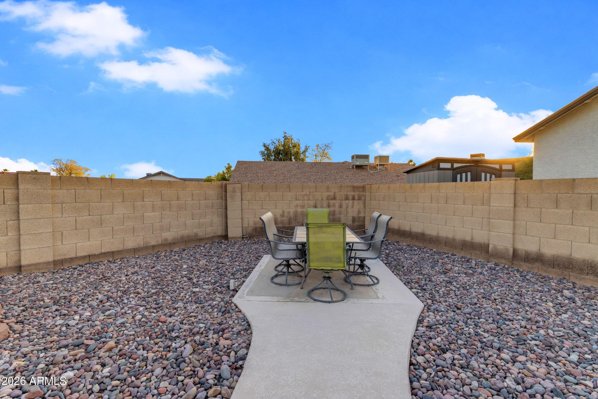 1746 N PARSELL Circle