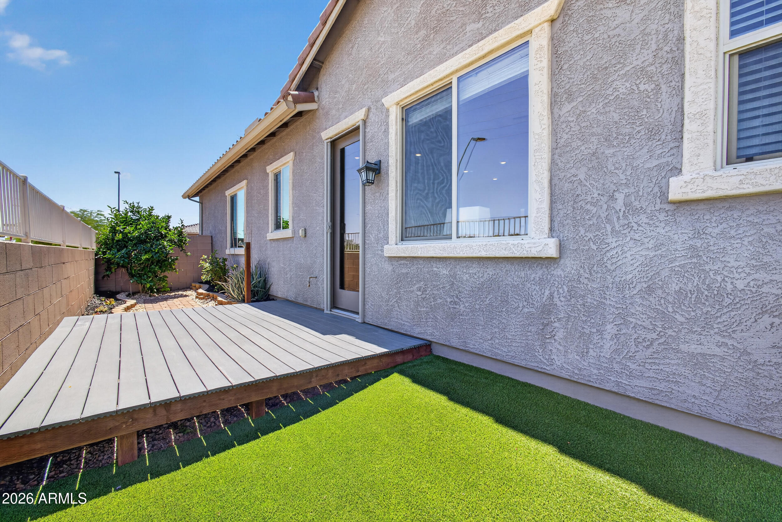 22386 E Duncan Street