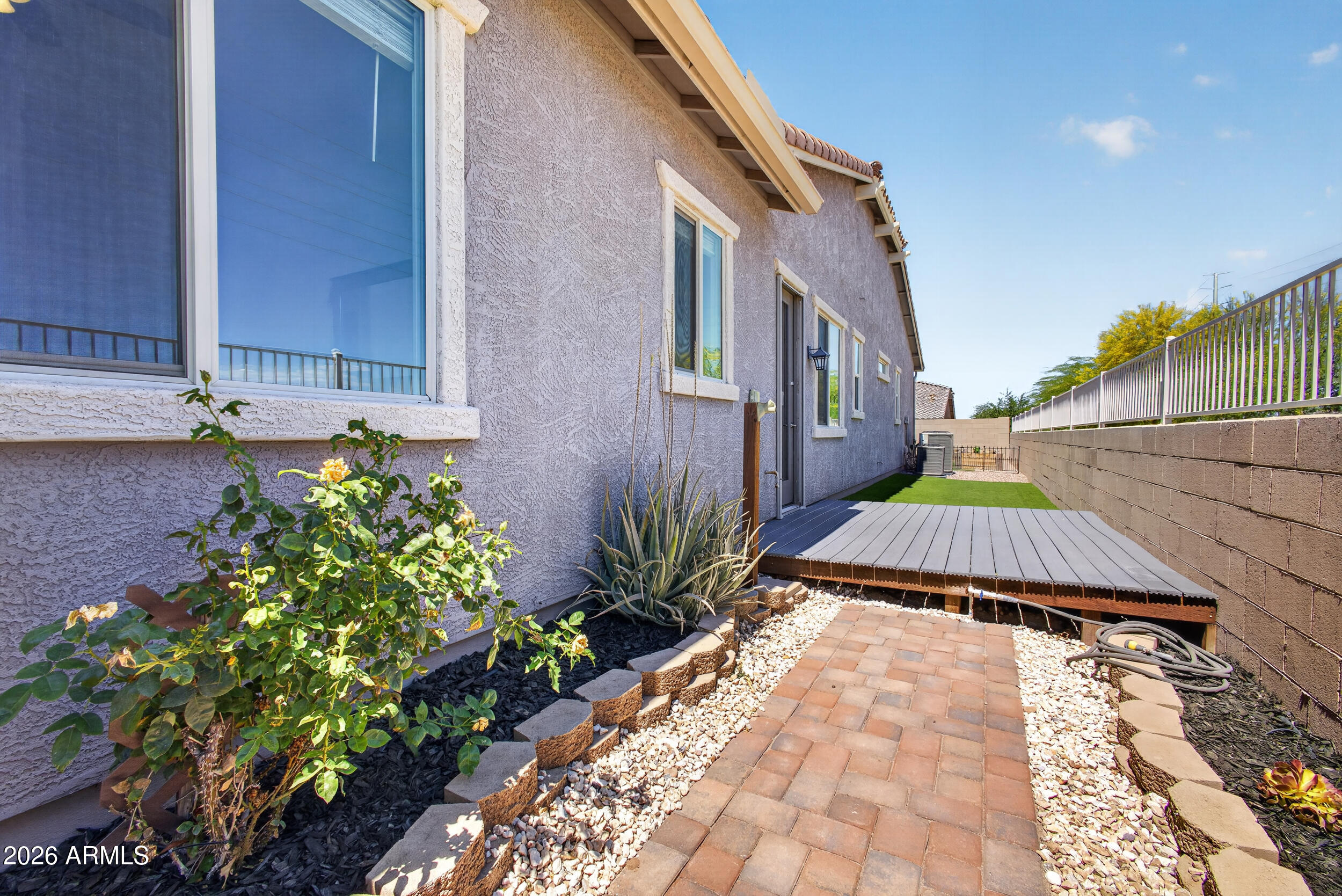 22386 E Duncan Street