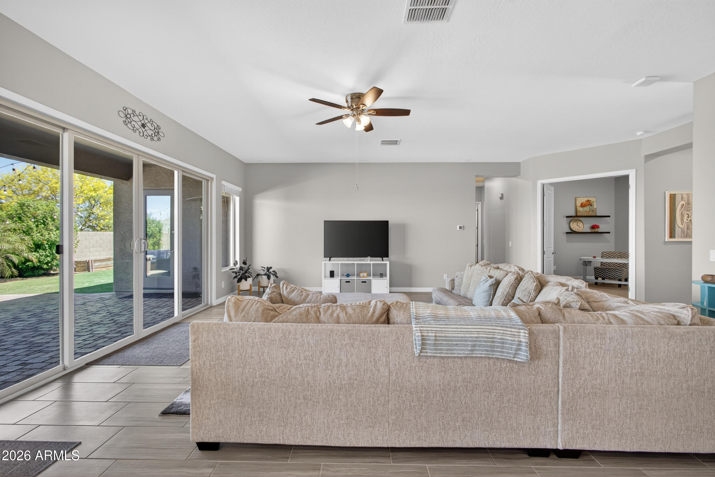 22386 E Duncan Street