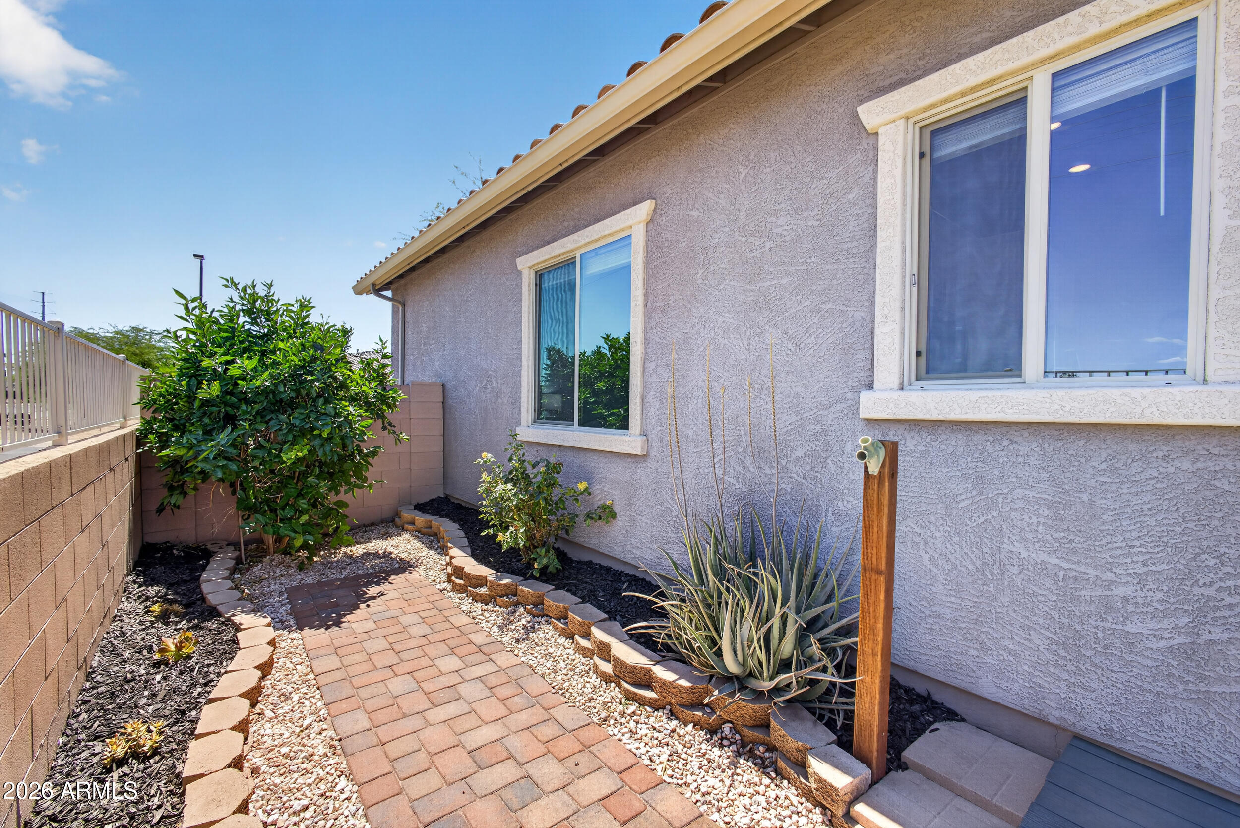 22386 E Duncan Street