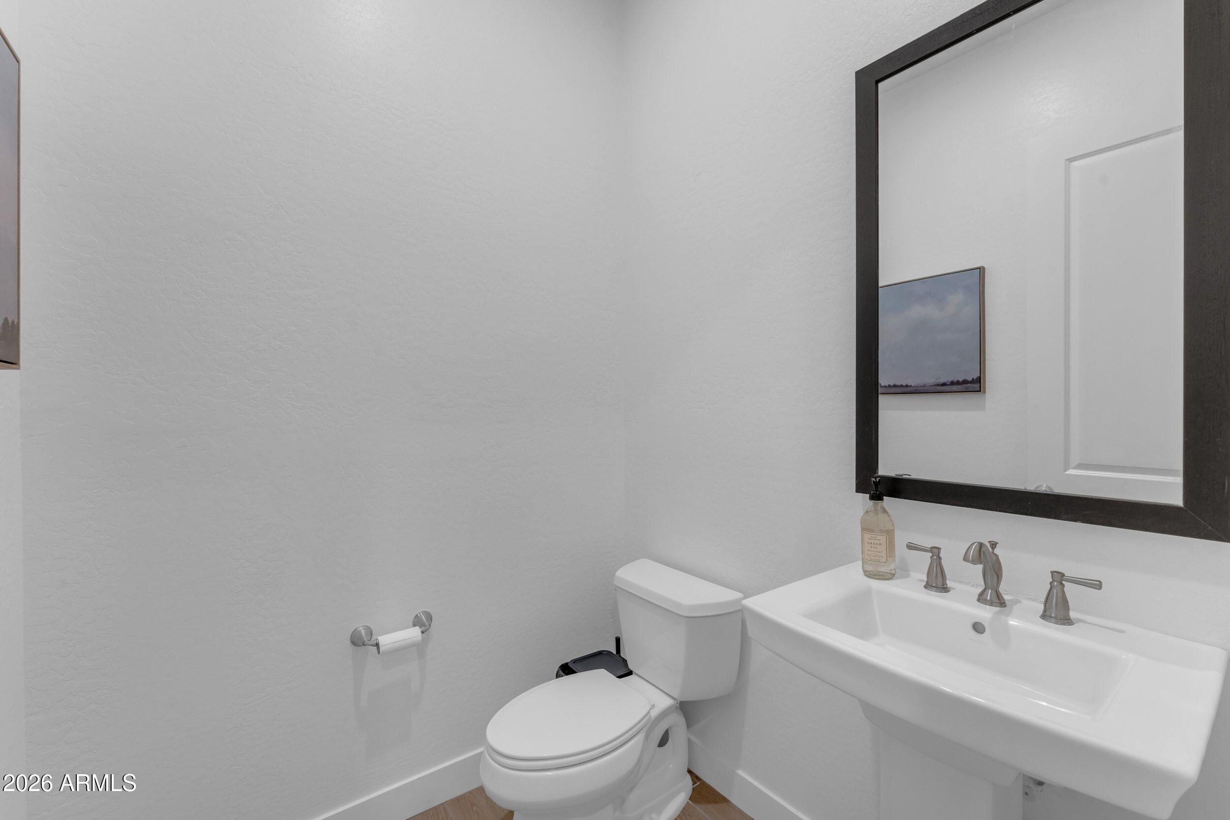 22837 E VIA LAS BRISAS