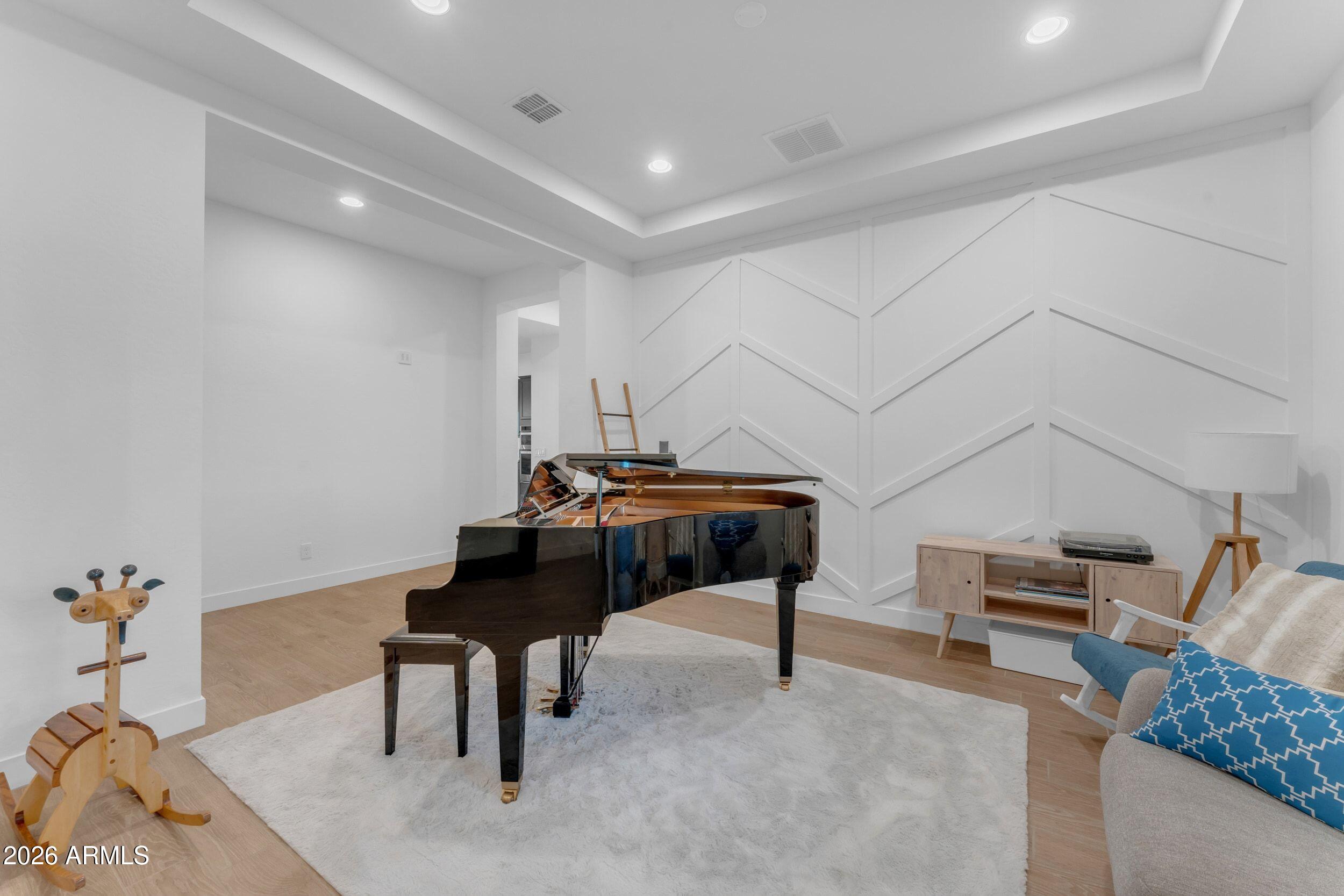 22837 E VIA LAS BRISAS