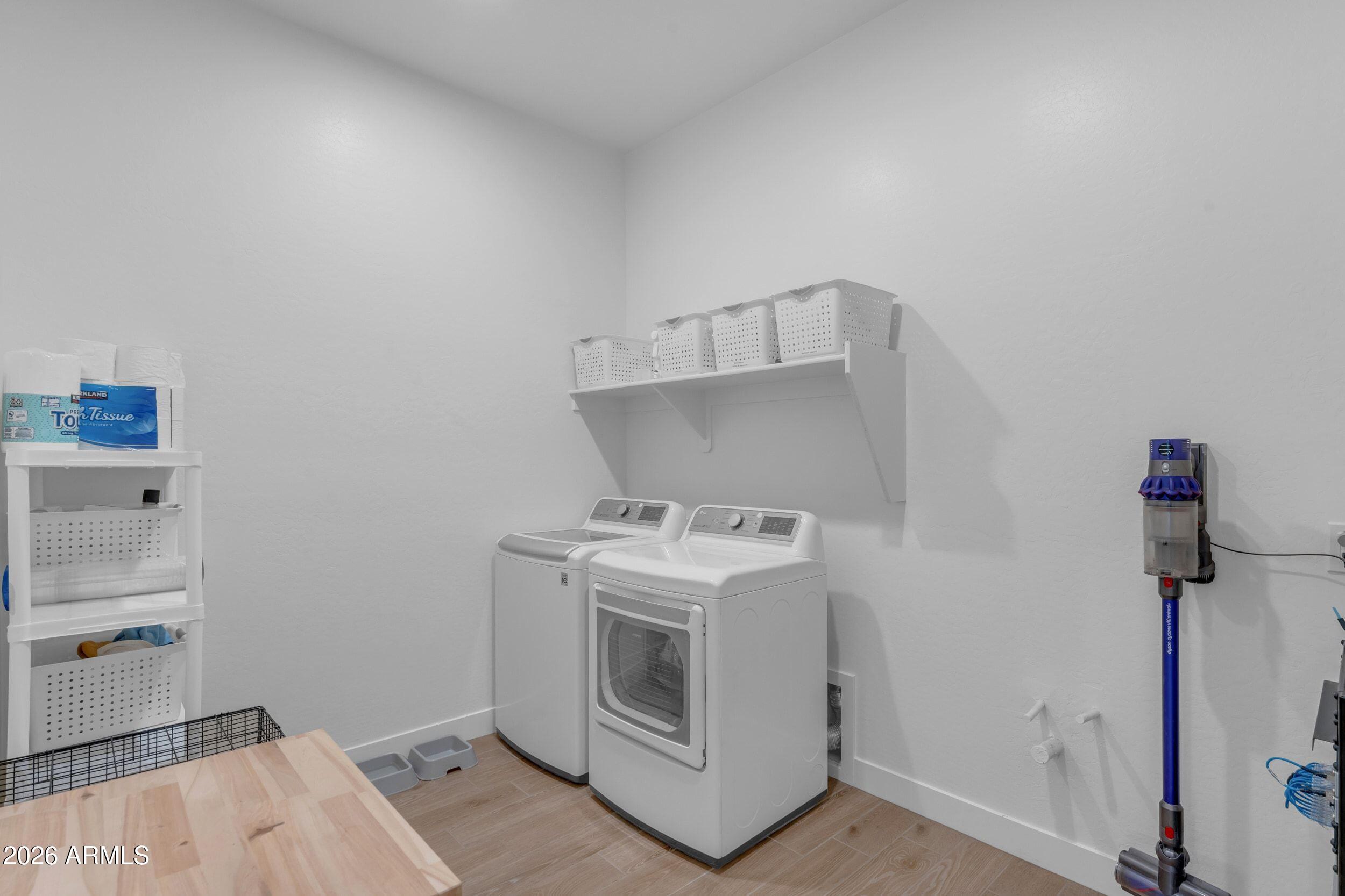 22837 E VIA LAS BRISAS