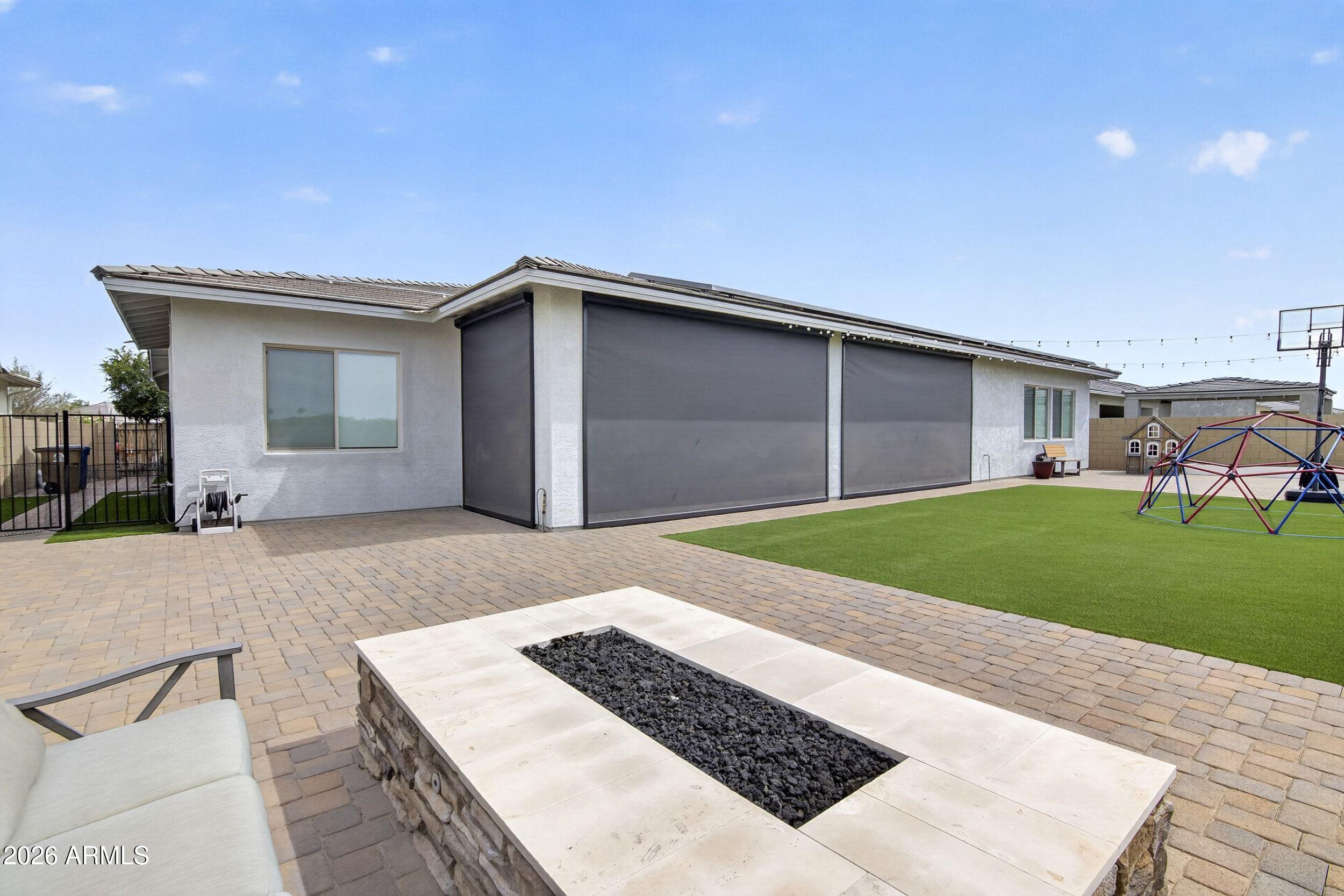 22837 E VIA LAS BRISAS