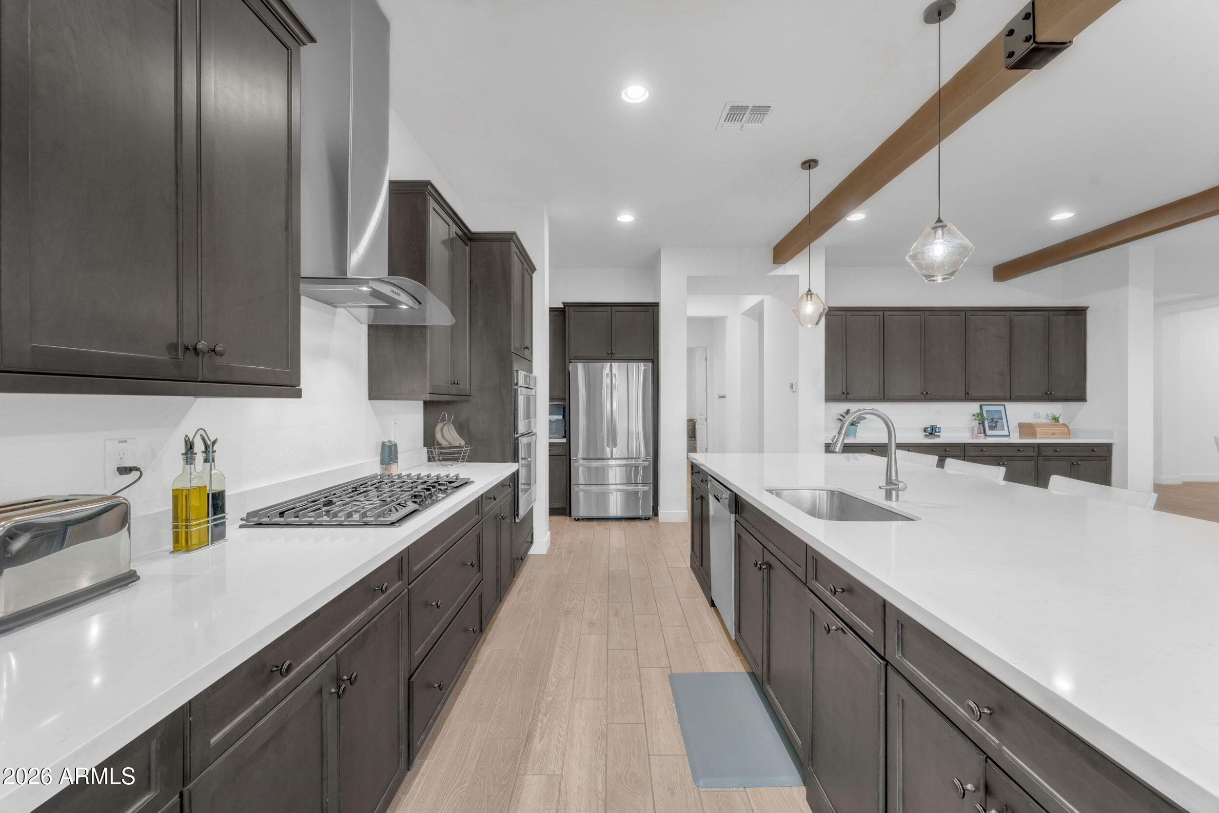 22837 E VIA LAS BRISAS