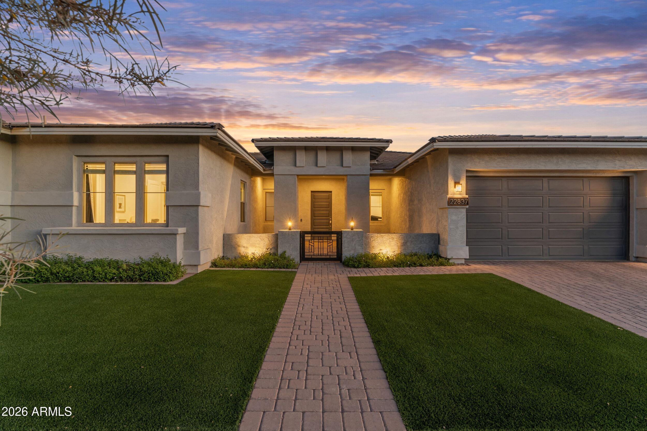 22837 E VIA LAS BRISAS