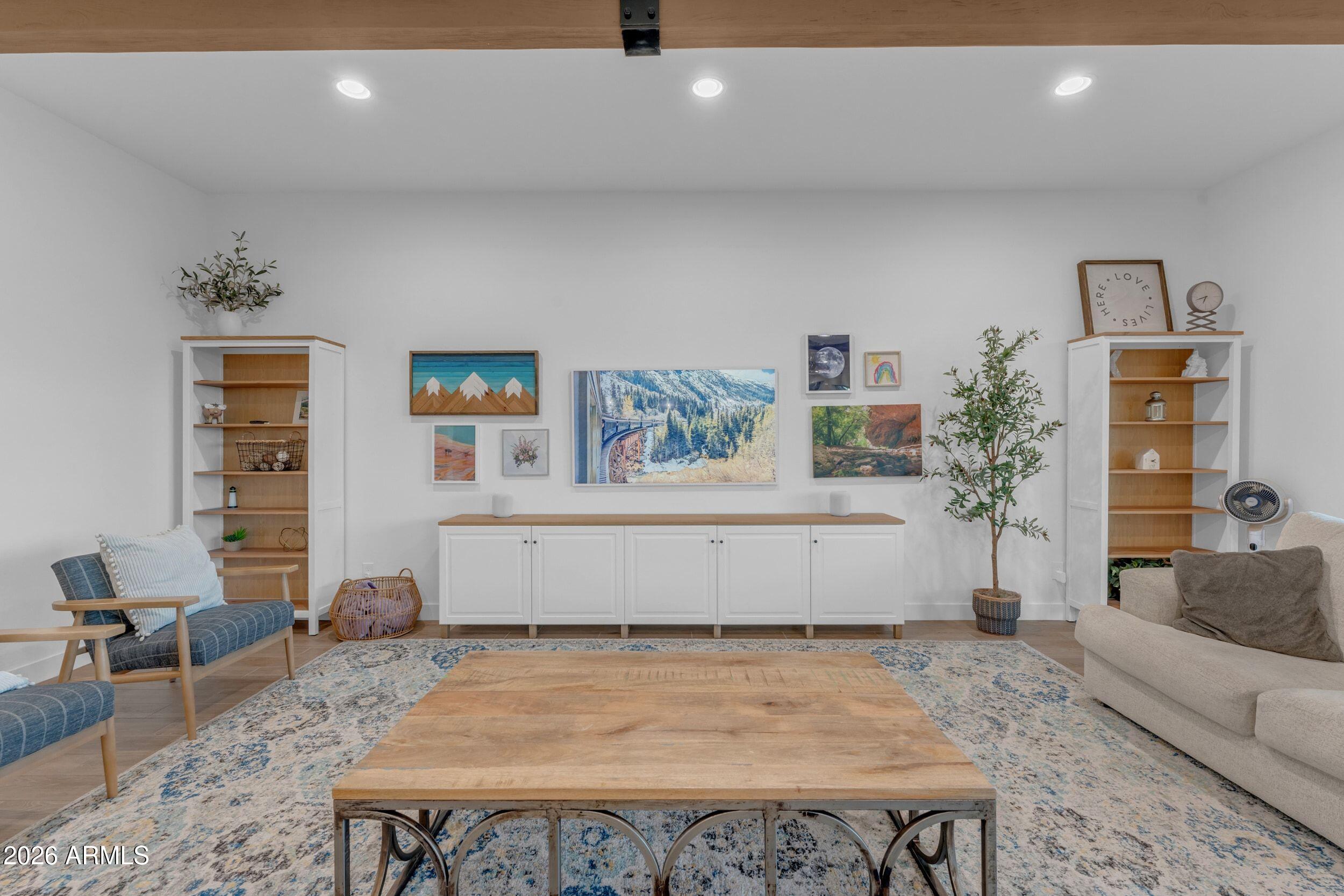 22837 E VIA LAS BRISAS