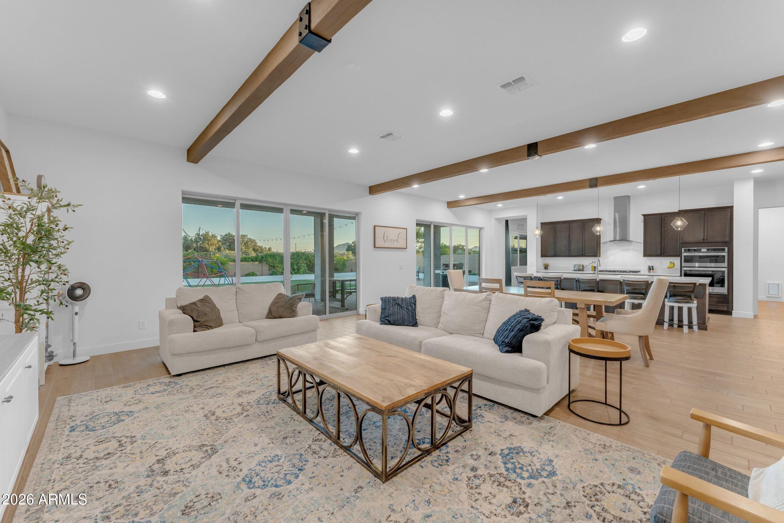 22837 E VIA LAS BRISAS